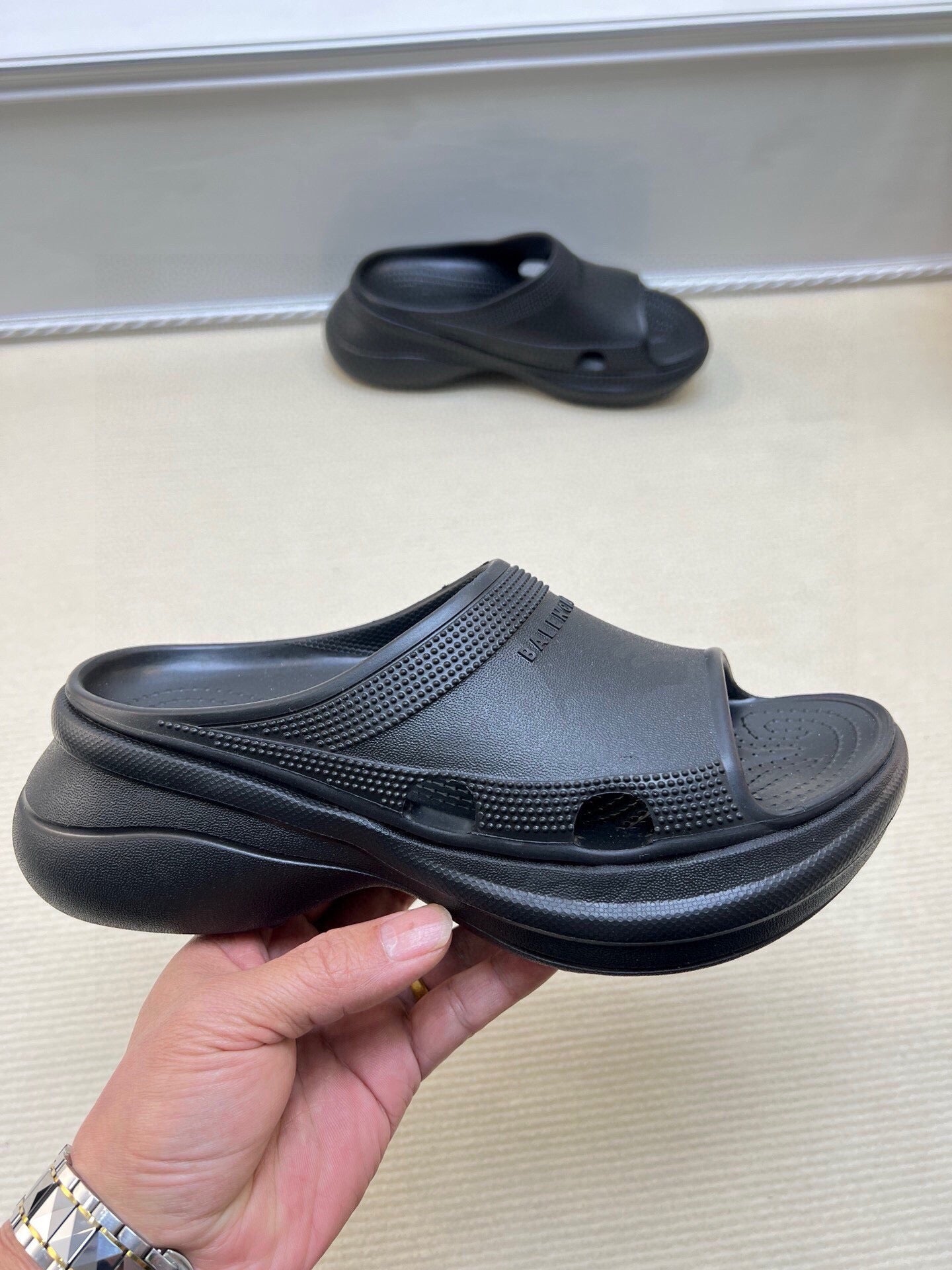 Z5ZJ41 Popular slippers Sole thickness 6cm