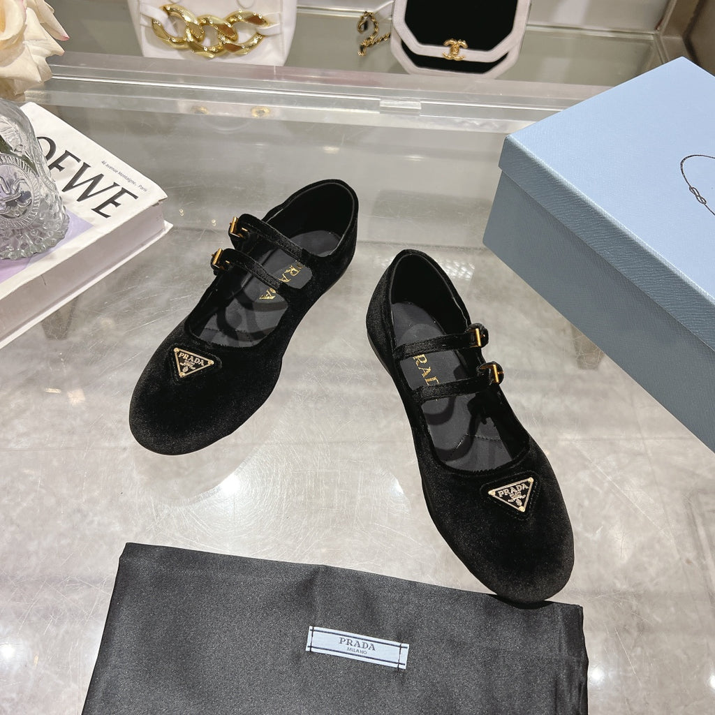 Z2Q105P380 Popular high-quality Shoes