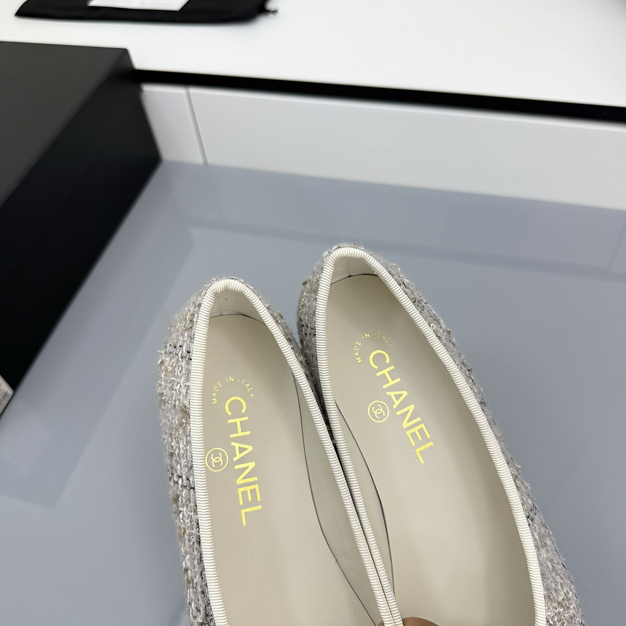 Z2Q105C413 Popular high-quality leather Shoes