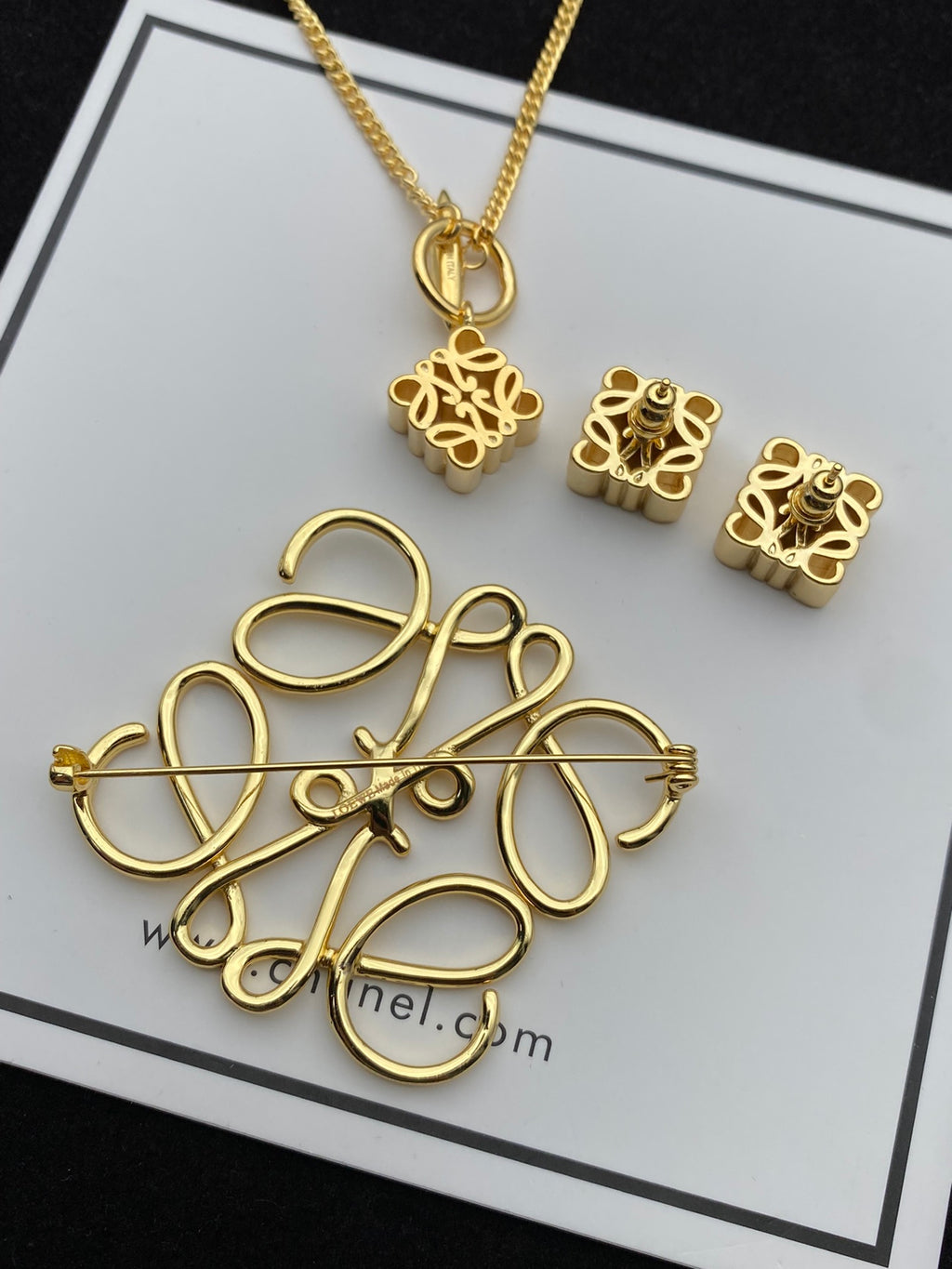 X1Z64A600X  Popular    Earrings Brooch Necklaces