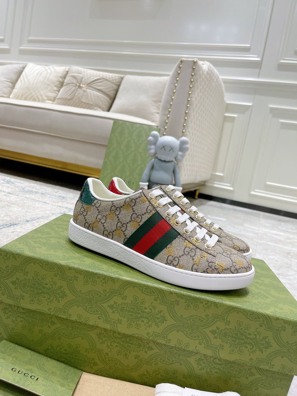 Z2Q105B202 Popular high-quality Shoes