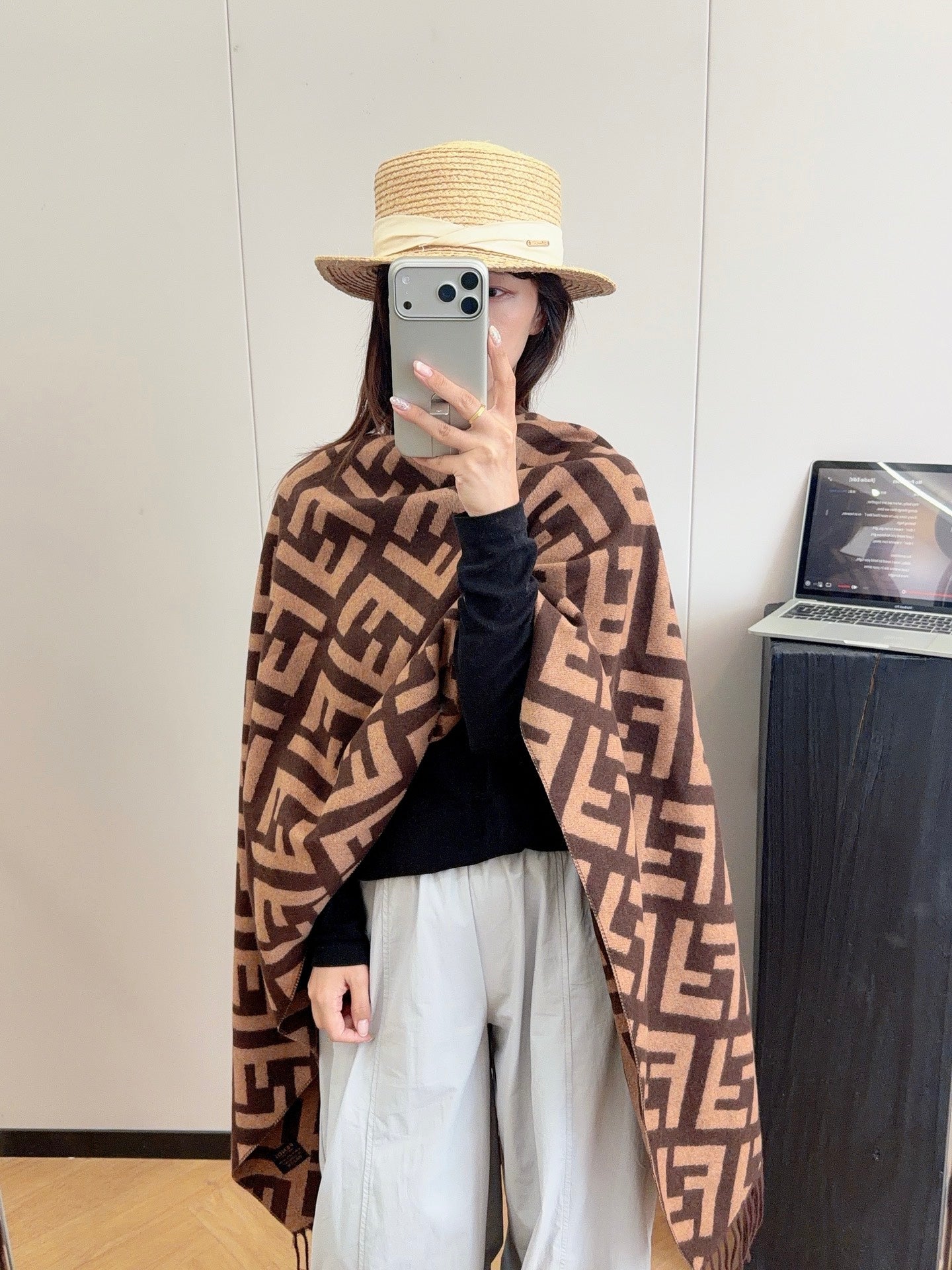 W1R86F53 Popular Winter Scarves