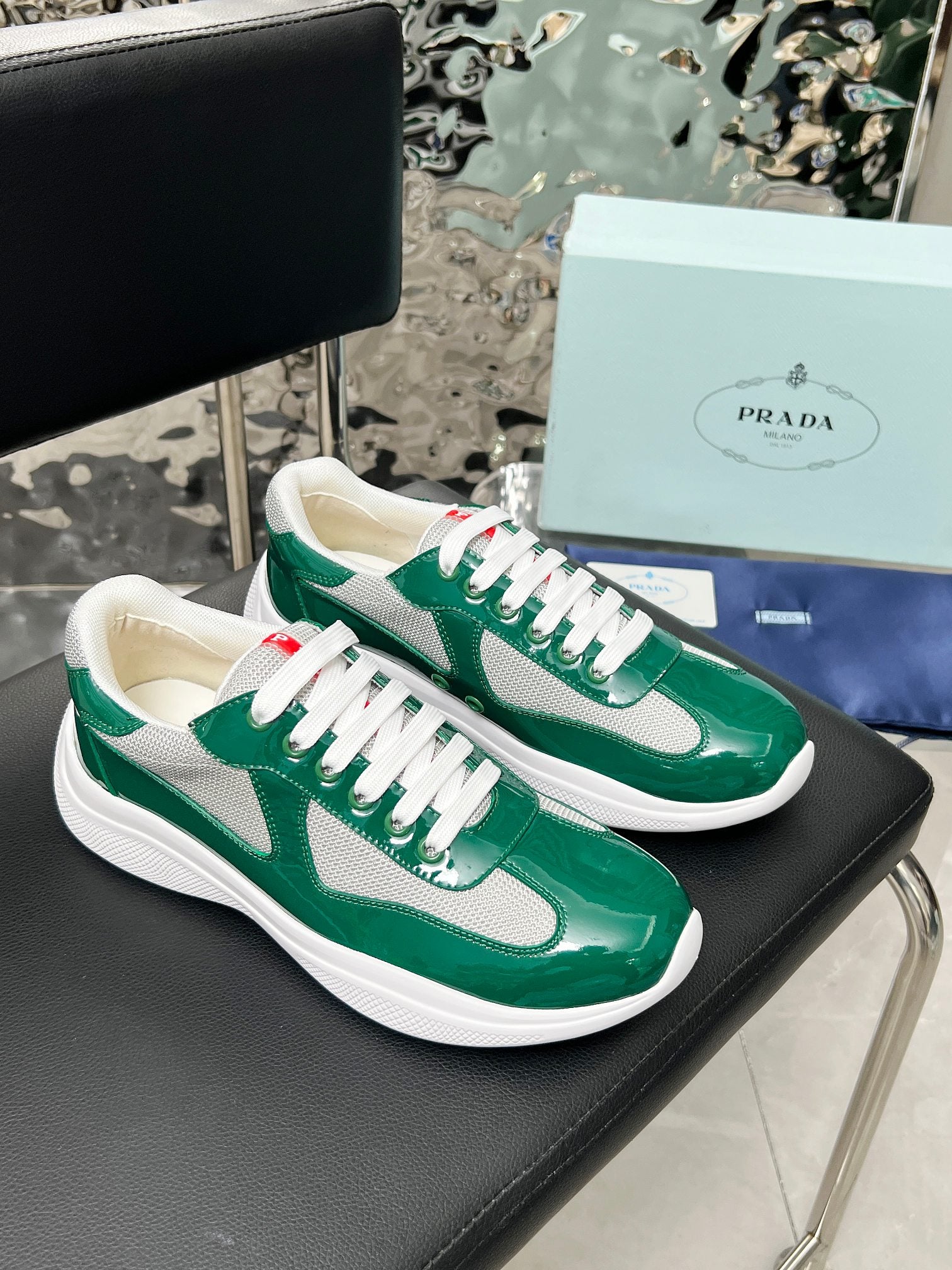Z2P76P03 Popular high-quality leather Shoes