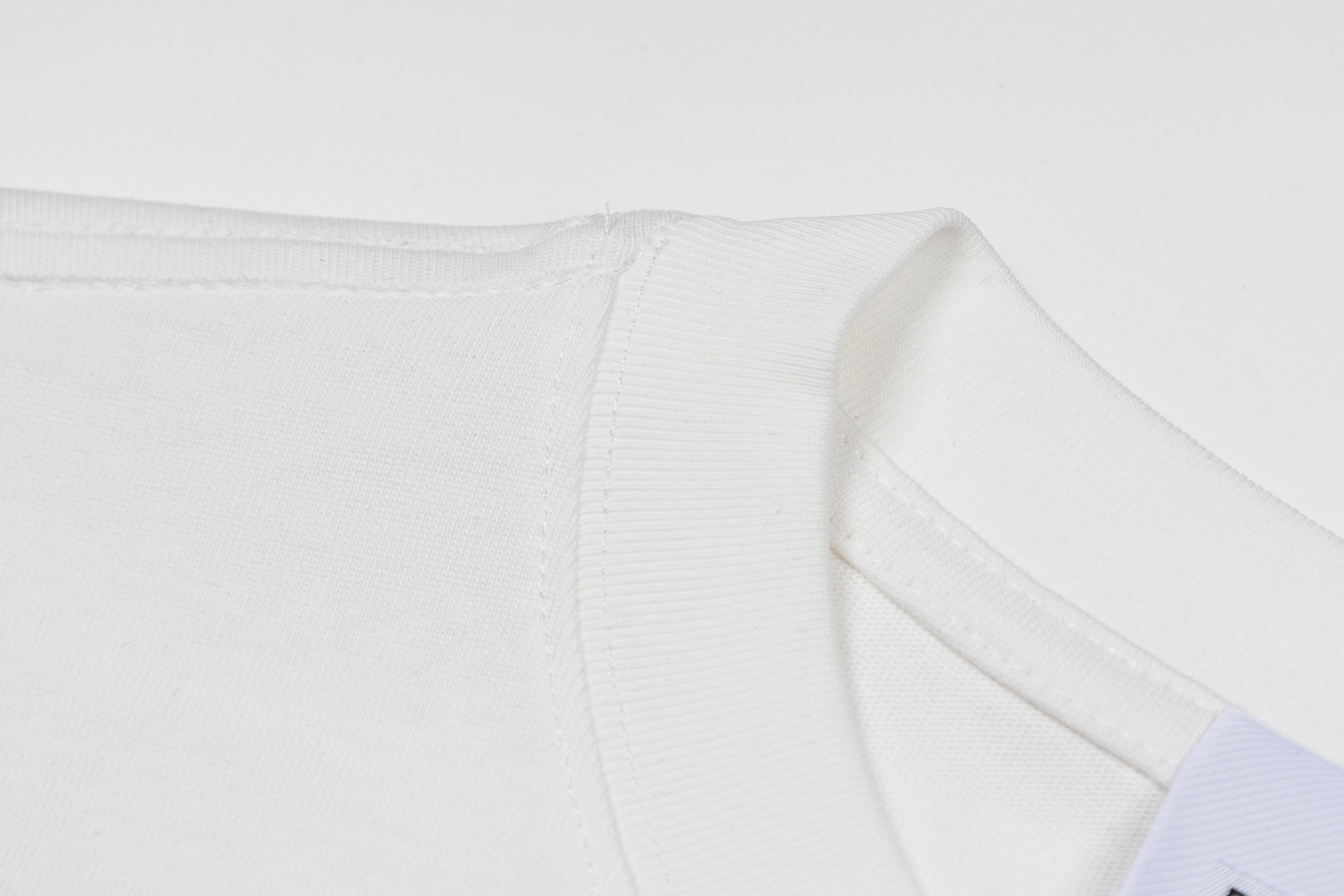 U1R76R45 Popular T-shirts