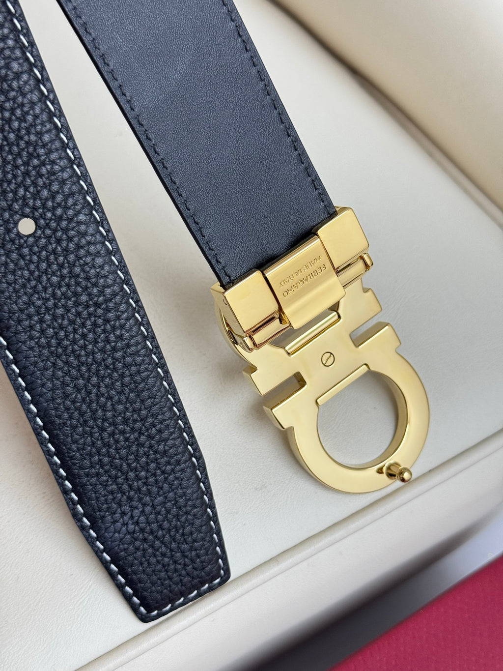 P1Q115A57 Popular High quality belt With full package