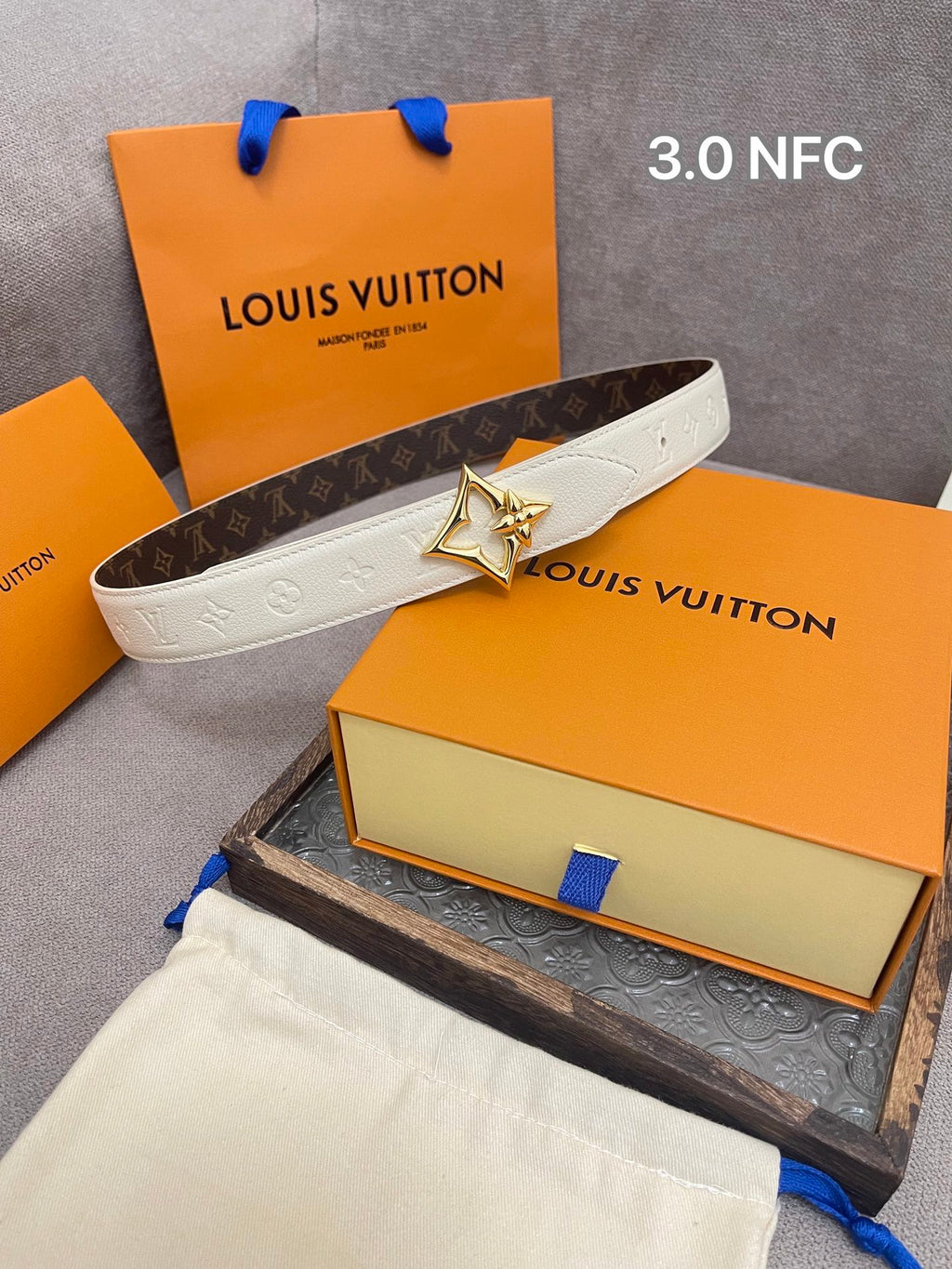 P2R55E10 Popular   High quality belt With full package