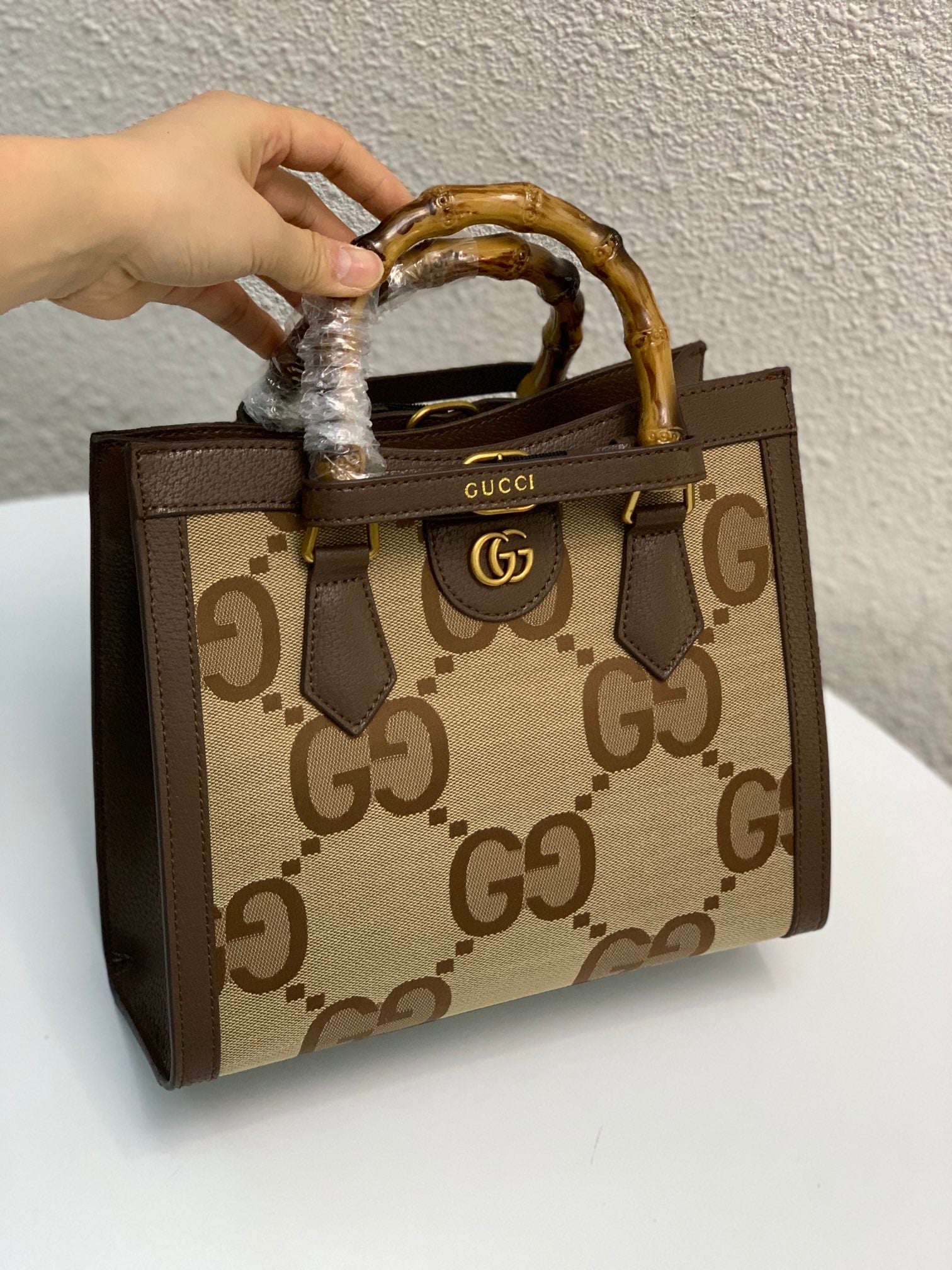 B1X93B117 Popular leather bag 