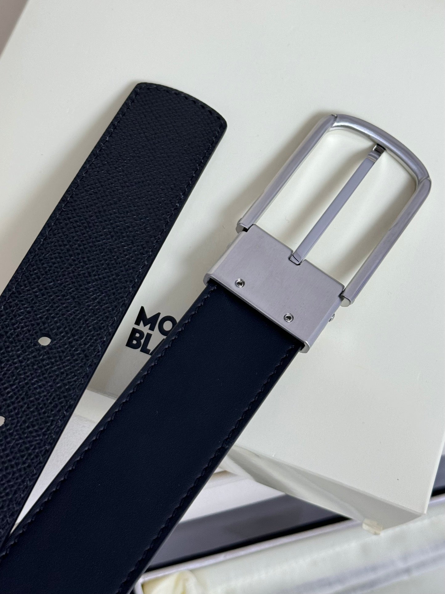 P1R55A236 Popular  High quality belt With full package