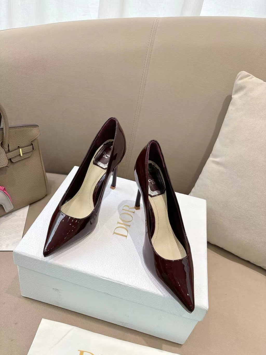 Z2Q95D124 Popular high-quality leather Shoes
