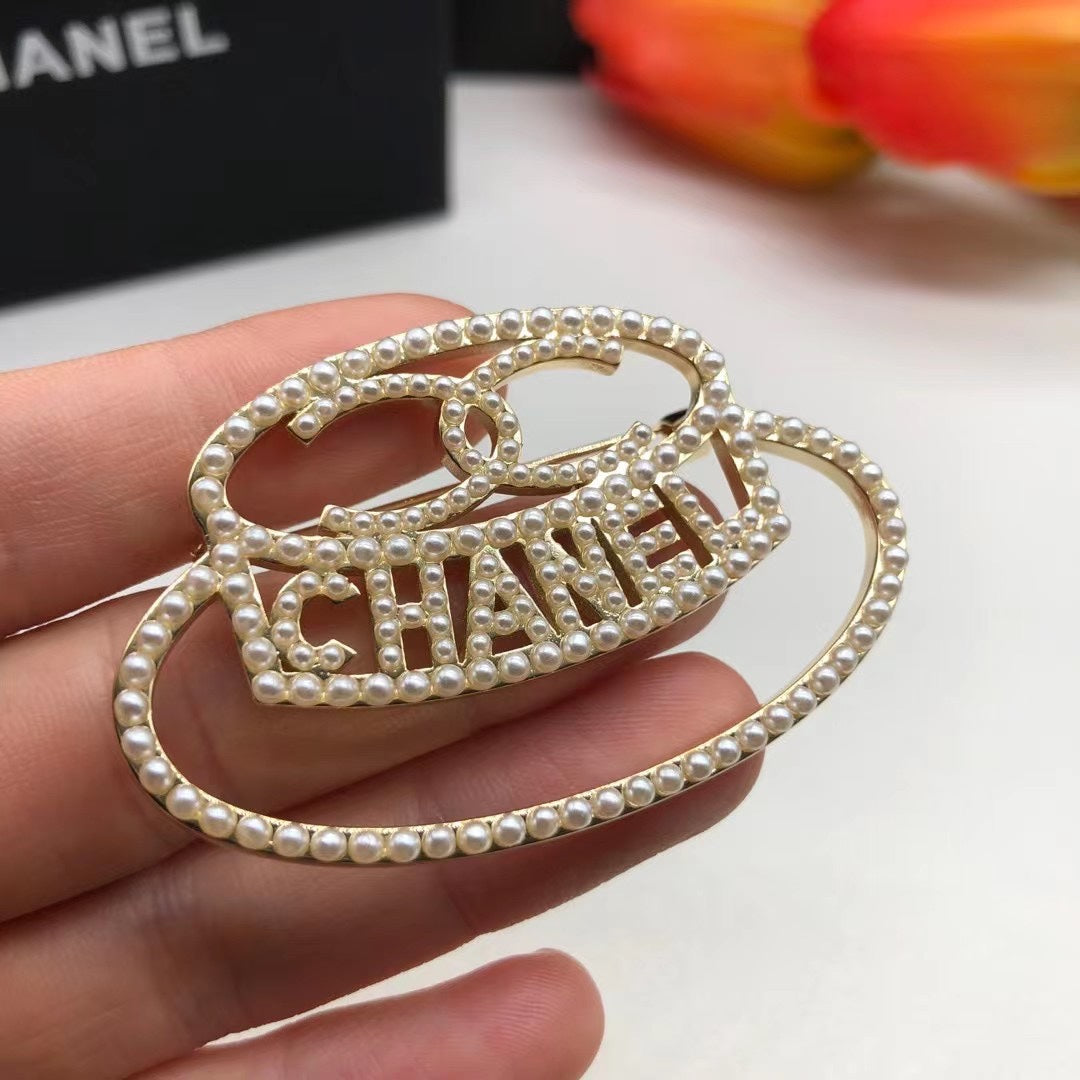 X14C866  Popular Brooch