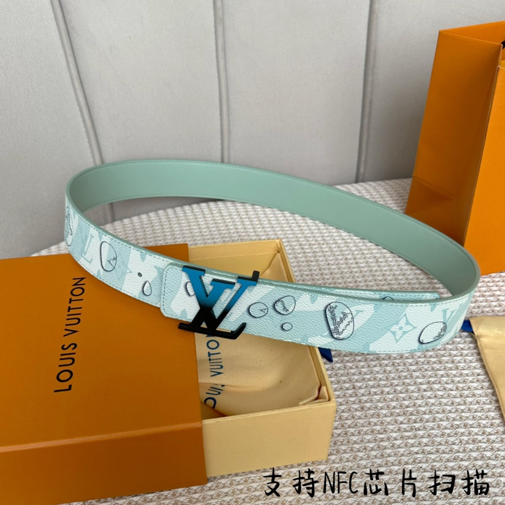 P1Q64E139 Popular High quality leather belt With full package