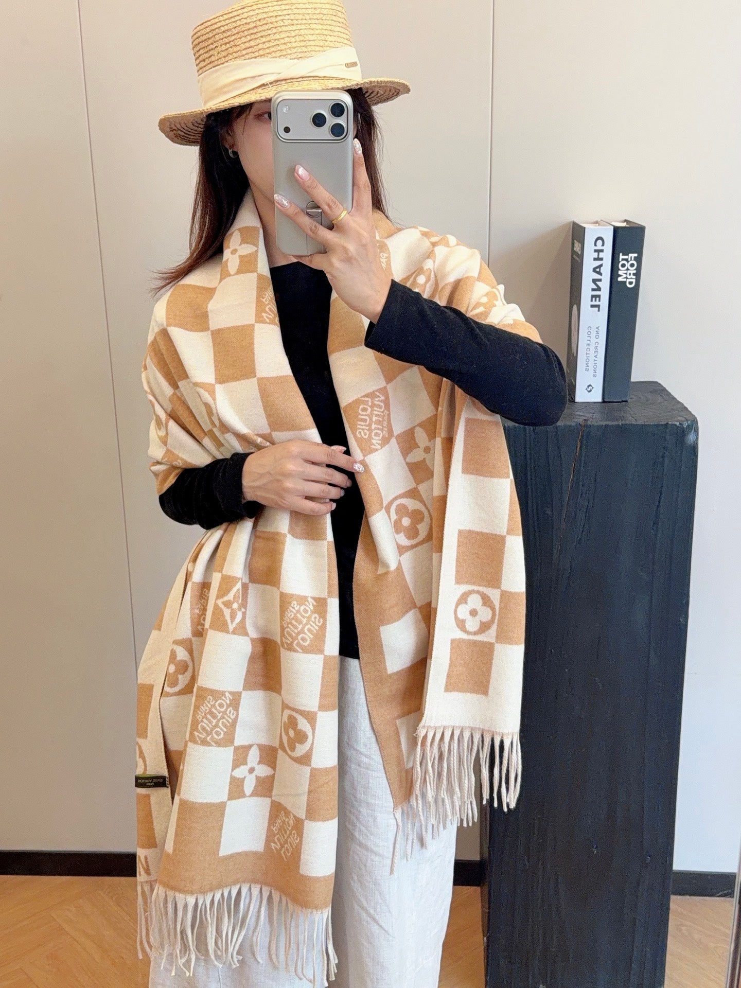 W1R86E22 Popular Winter Scarves