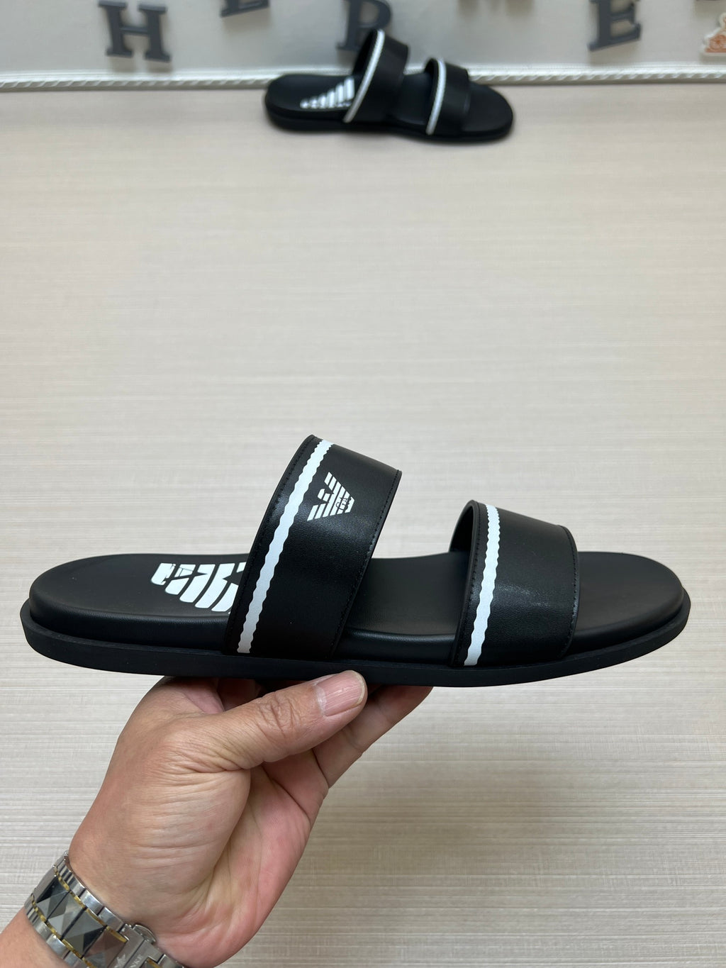 Z5ZA102 Popular slippers