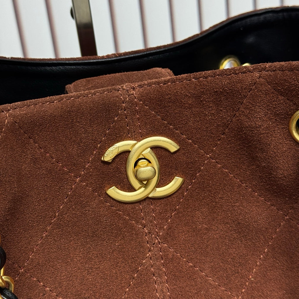B1P46C19 Popular leather bag