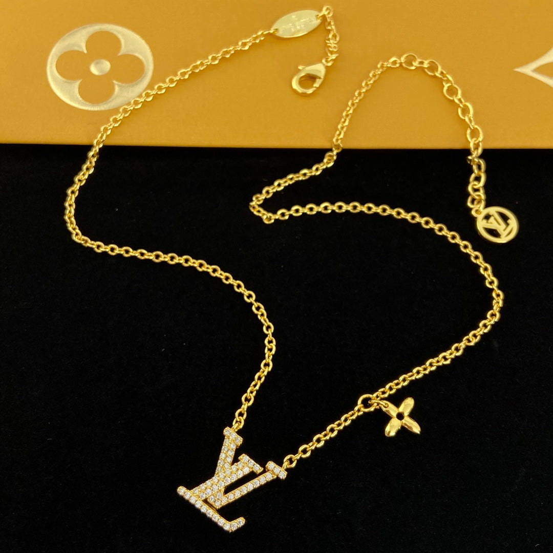 X1Z64E552X  Popular   Earrings Bracelets Necklaces