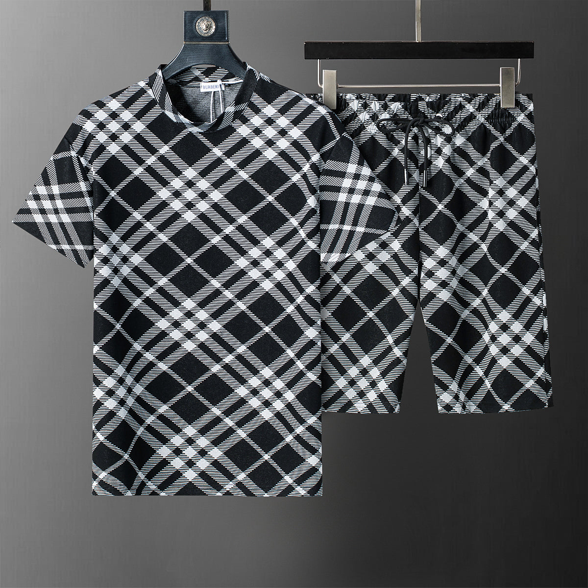 U1R35R119  Popular shirt and shorts set