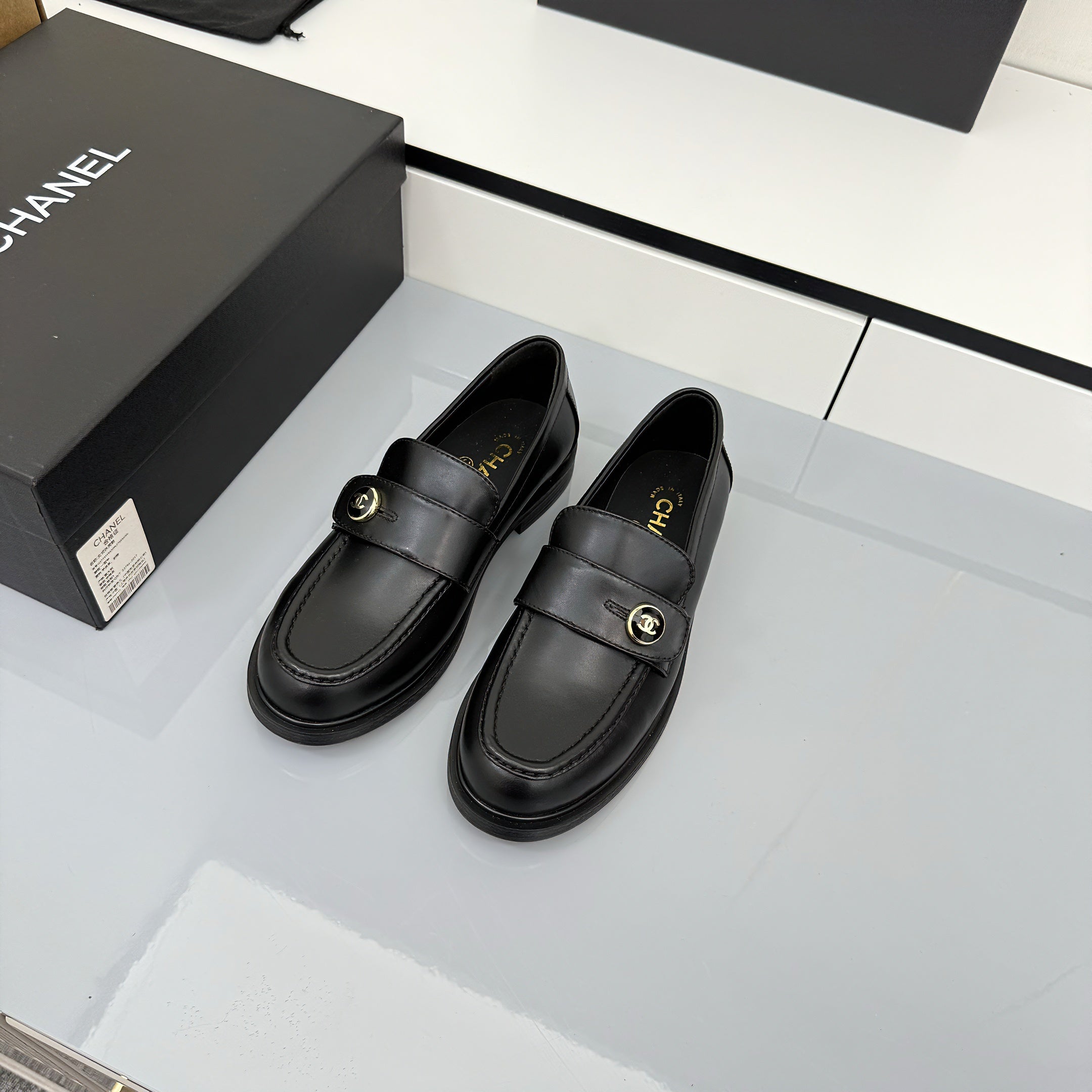 Z2Q105C390 Popular high-quality leather Shoes