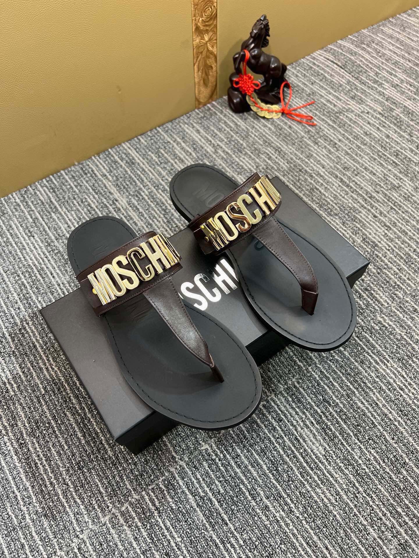 Z5ZA118 Popular slippers