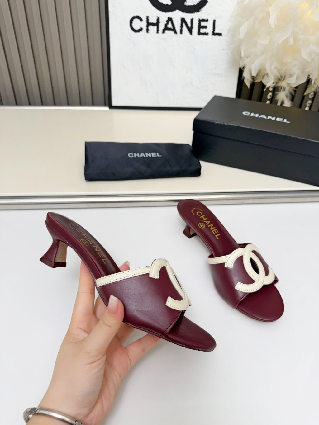 ZPX76C4  Popular high-quality leather slippers