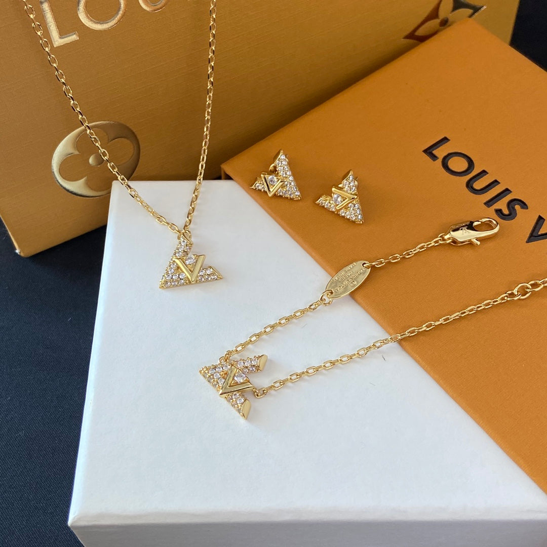 X1X34E609X  Popular  Earrings Bracelets Necklaces