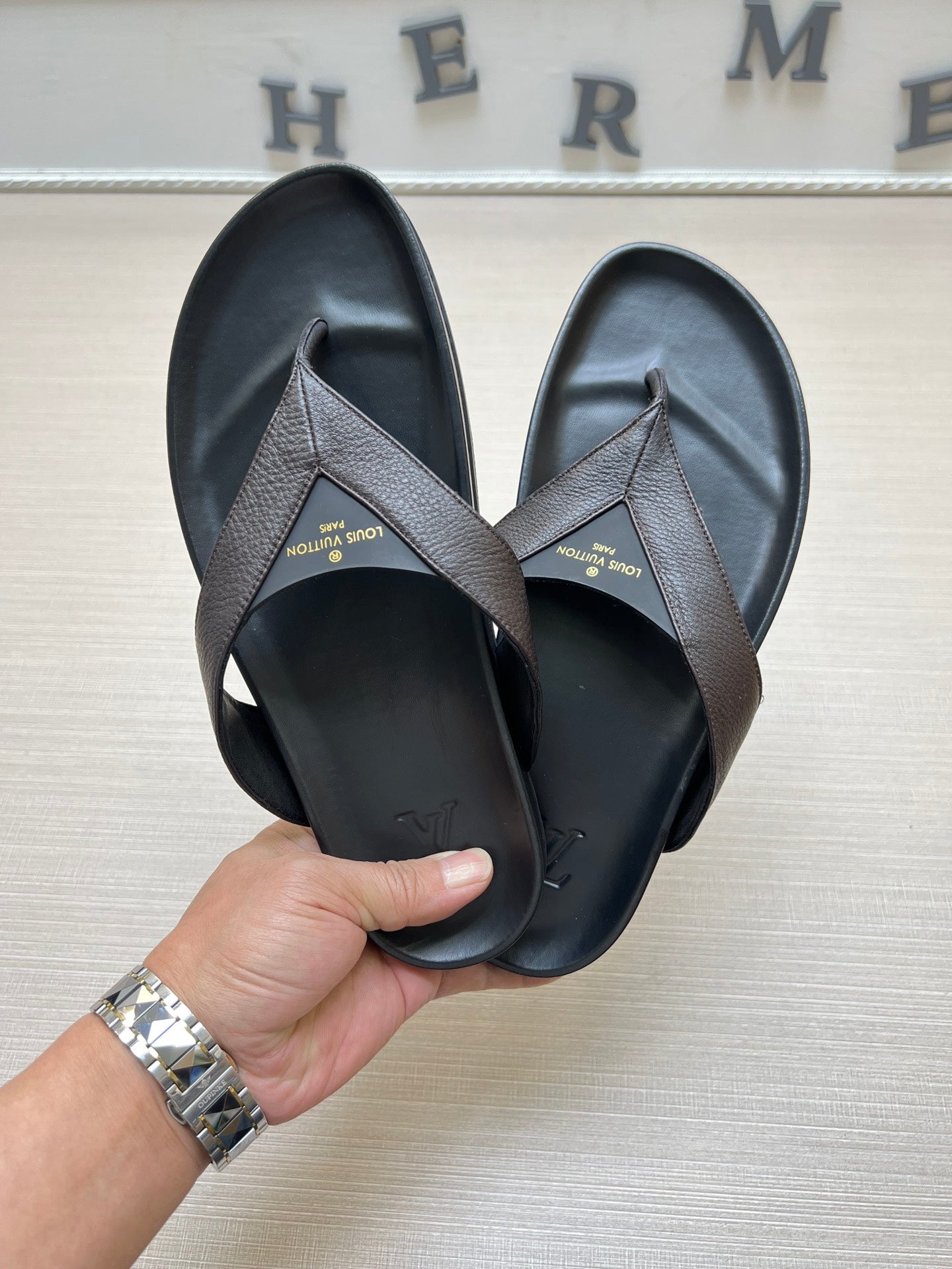 Z5ZE85 Popular slippers