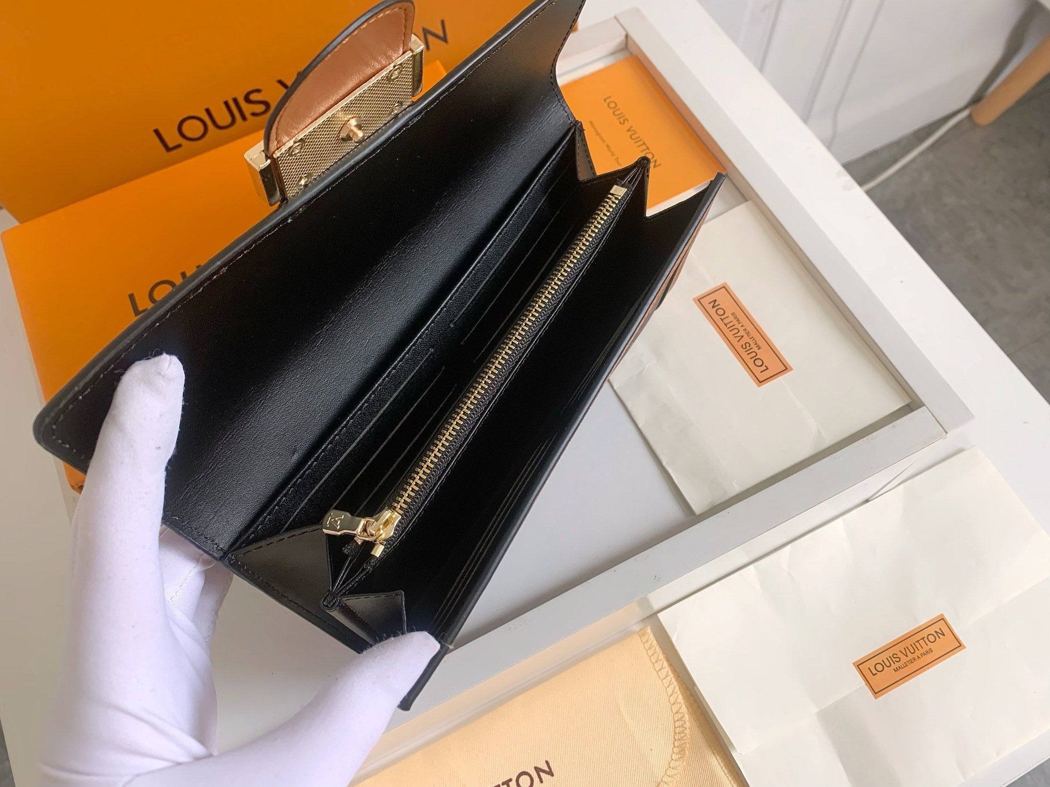 B1N55E33 Popular   leather wallets
