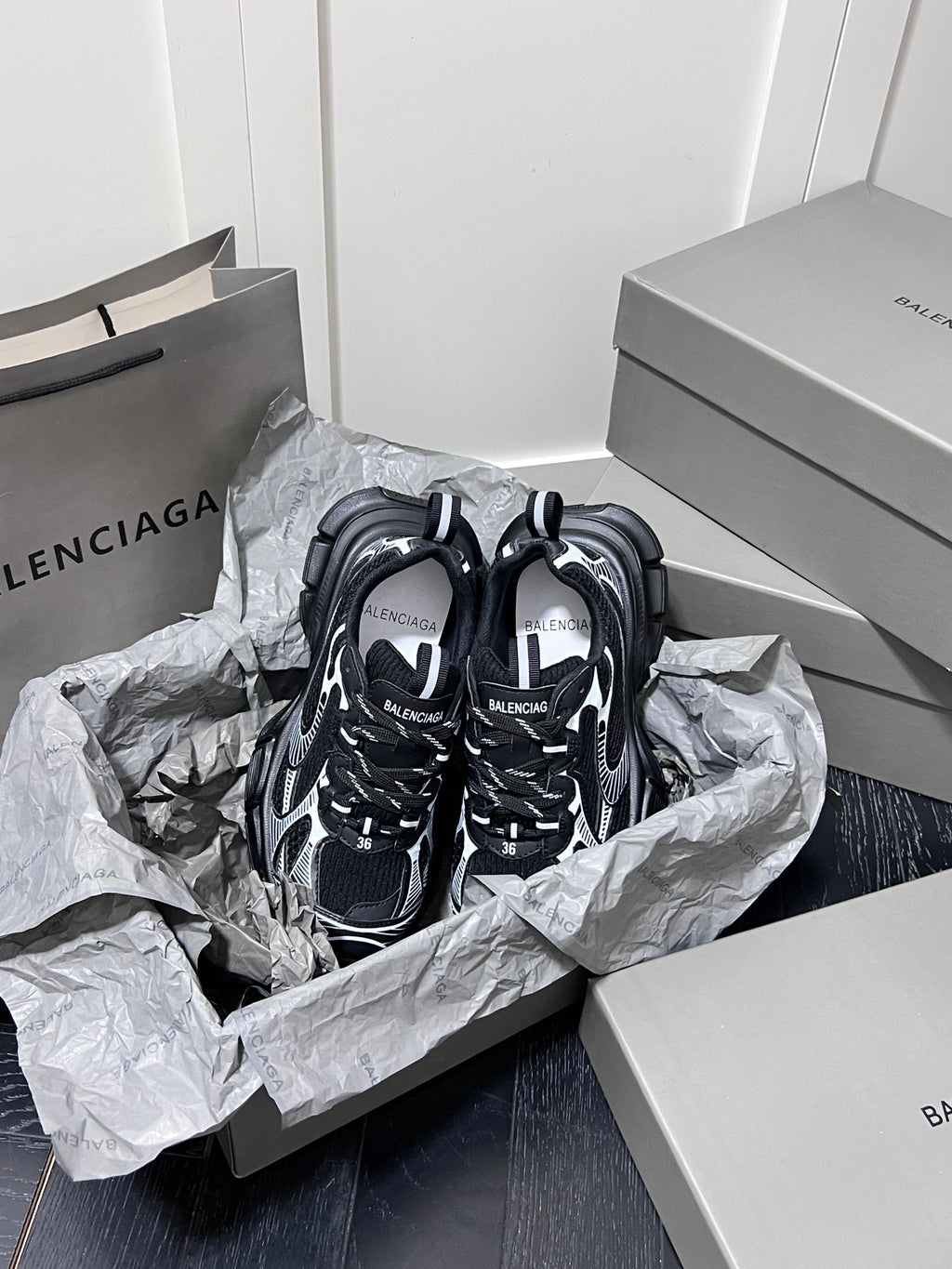 Z1Z54J116 Popular Casual shoes