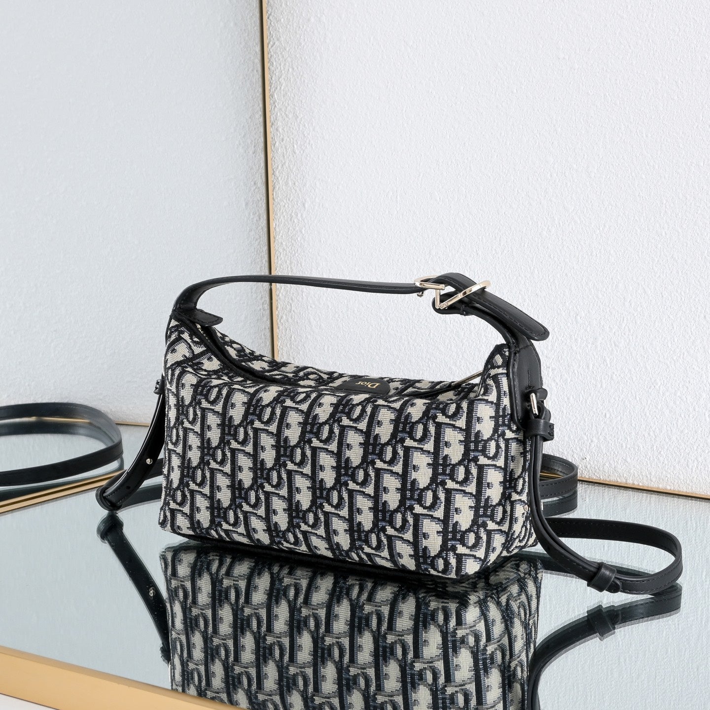 B1R76D44 Popular bag