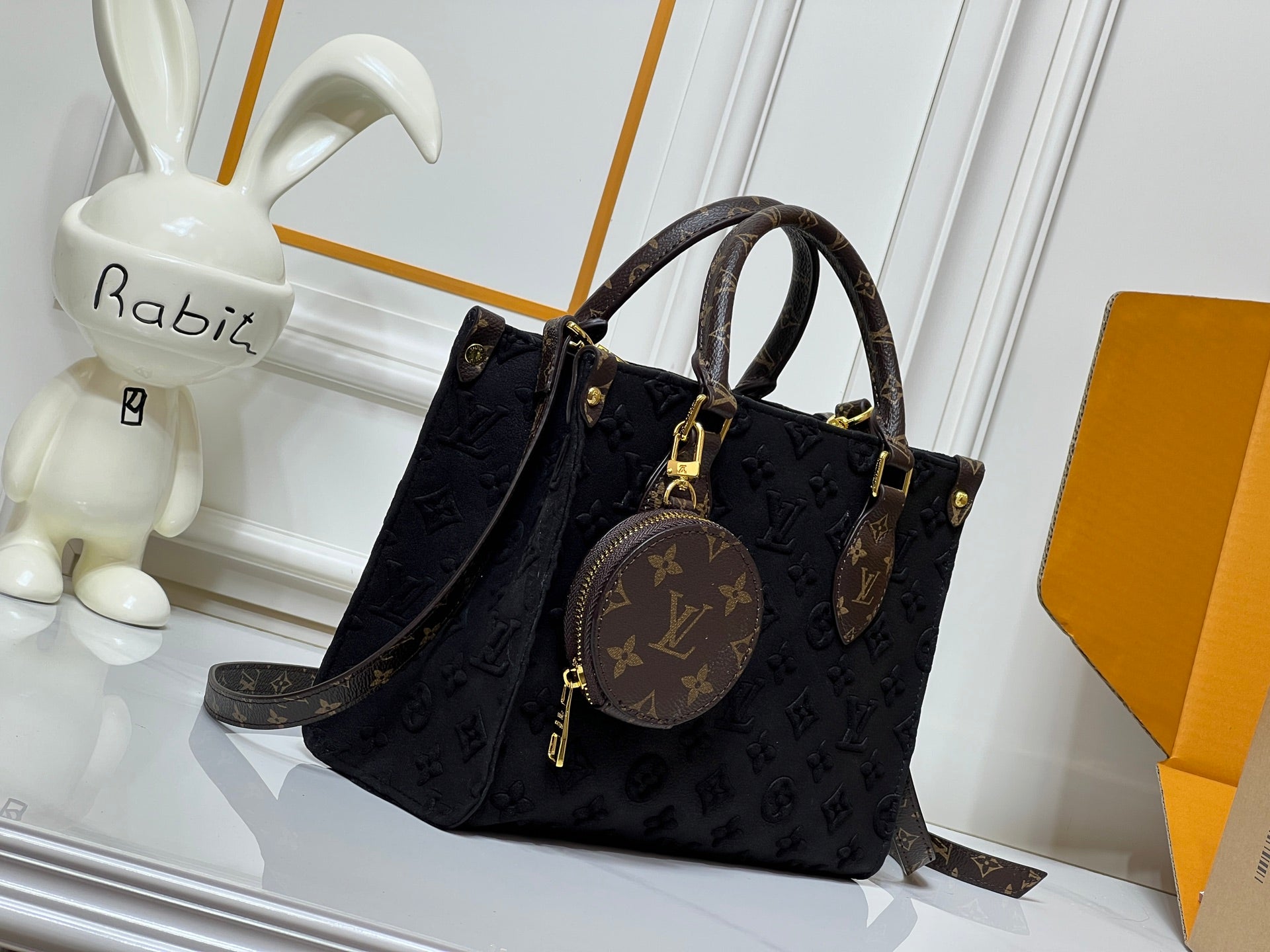 B1R115E156 Popular bag
