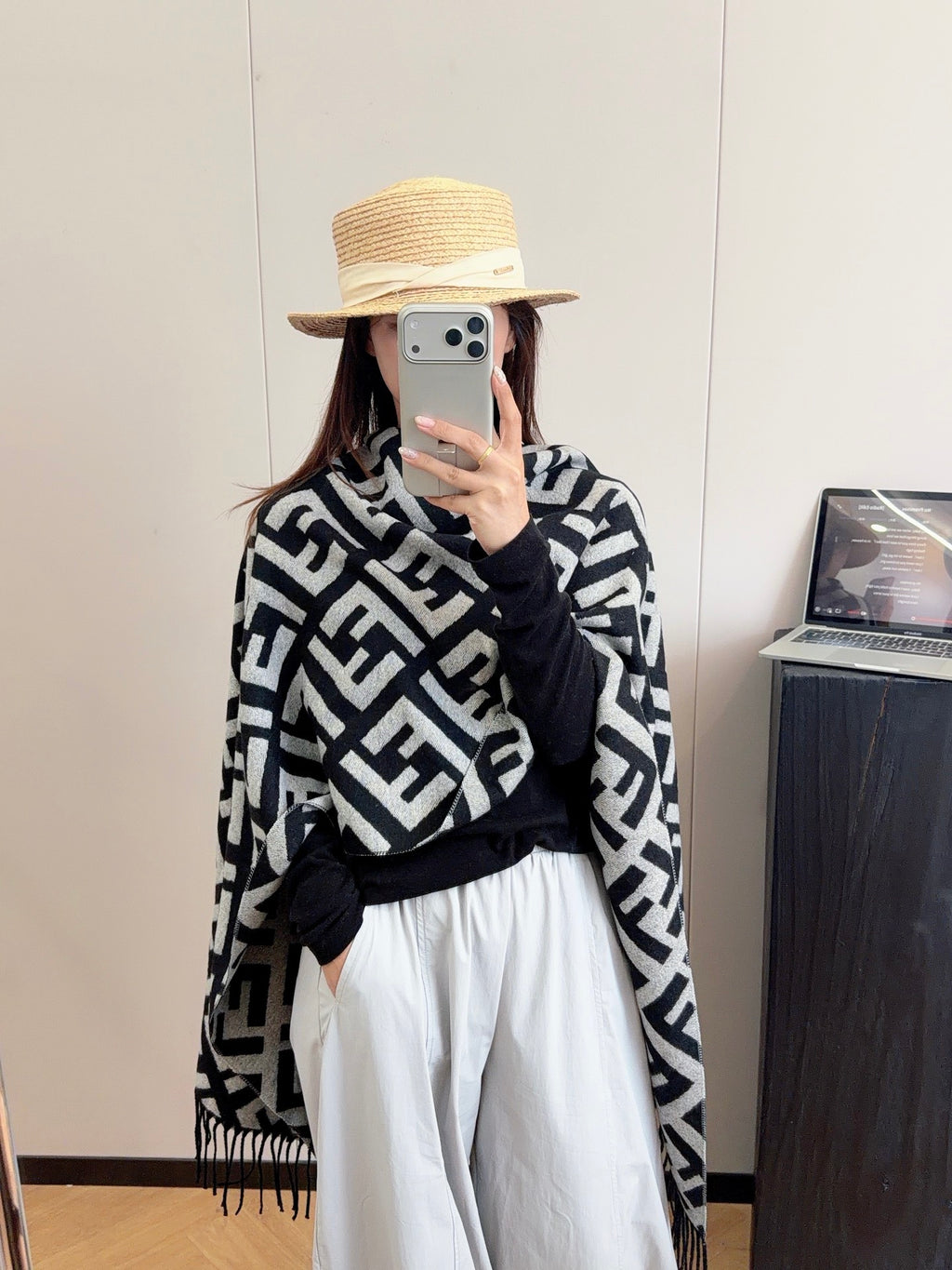 W1R86F58 Popular Winter Scarves