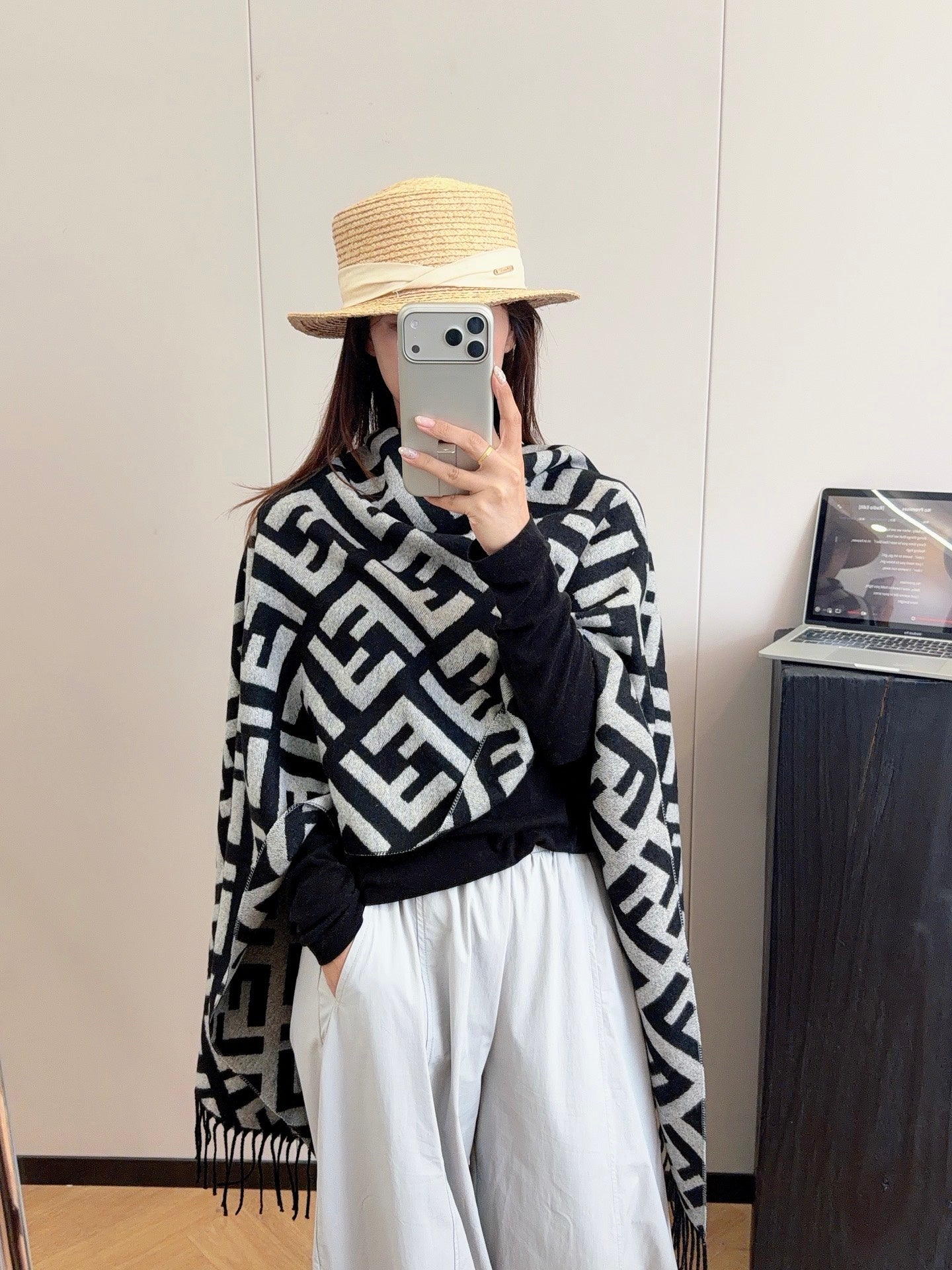 W1R86F58 Popular Winter Scarves
