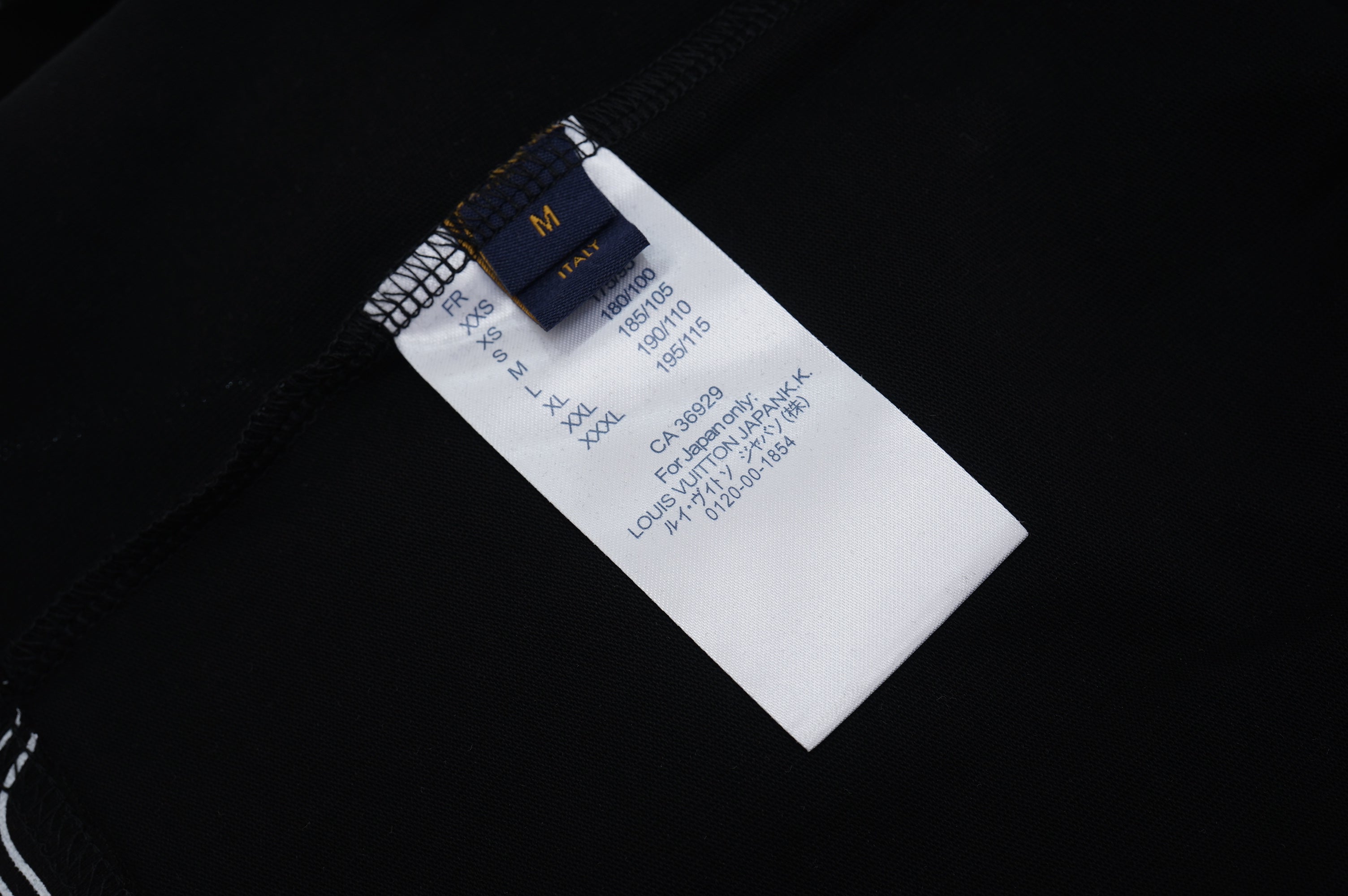 U1R45E209 Popular T-shirt