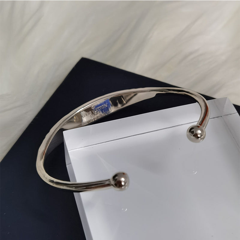 X1B22E719K  Popular Bracelets