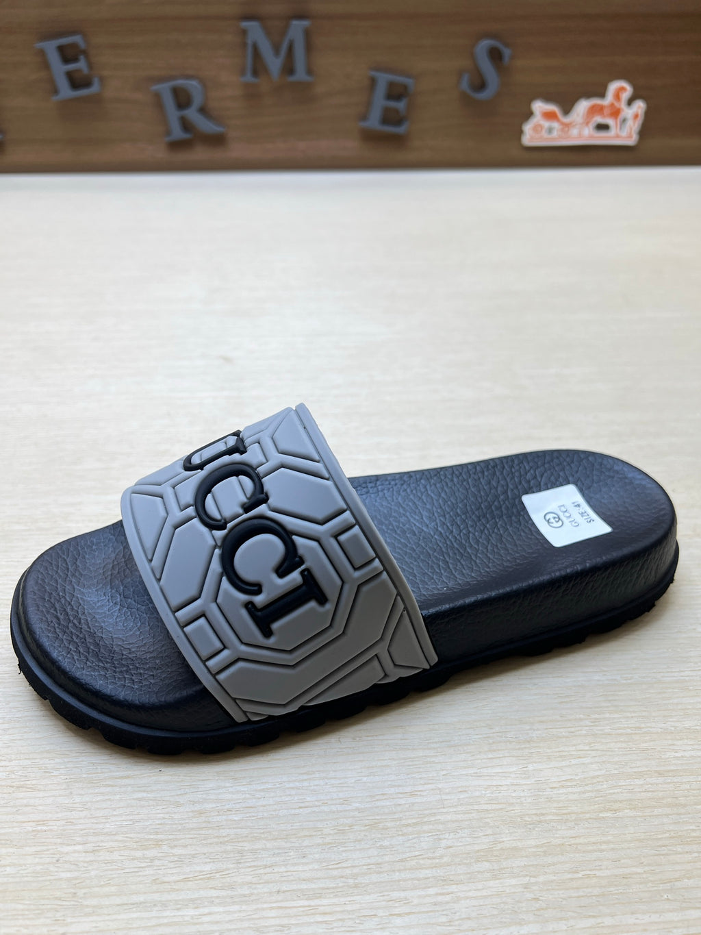 Z5R66B30 Popular Slippers