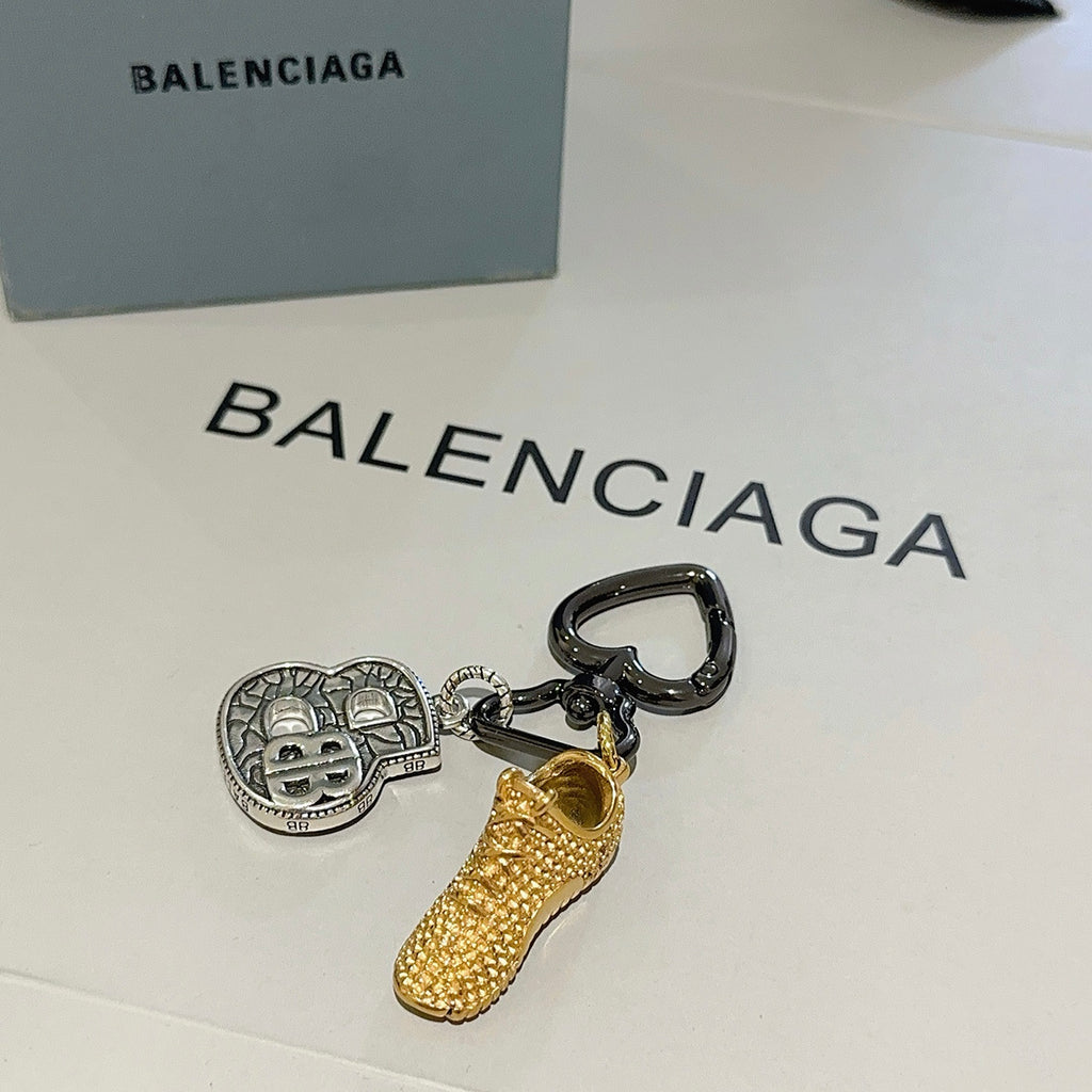A1Z105J76 Popular bag 's charms accessories
