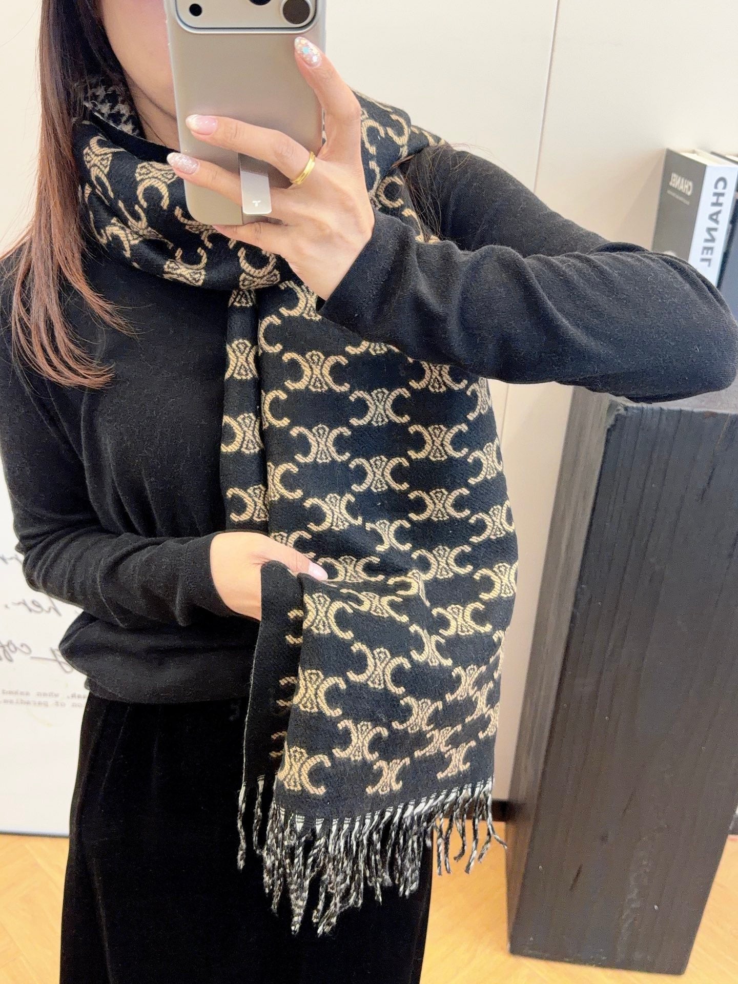W1R86N49 Popular Winter Scarves