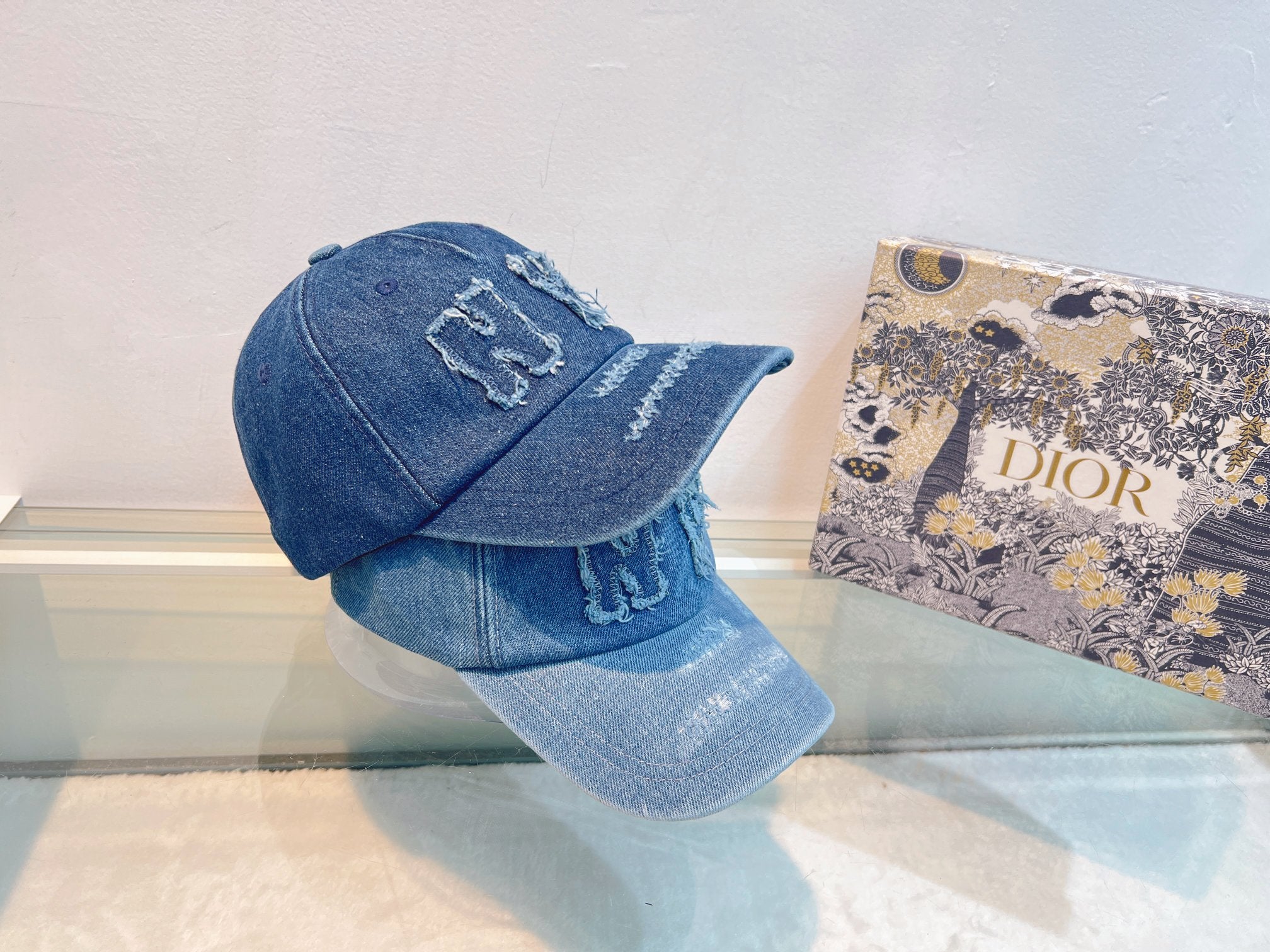 M1Z25A505 Popular  hats