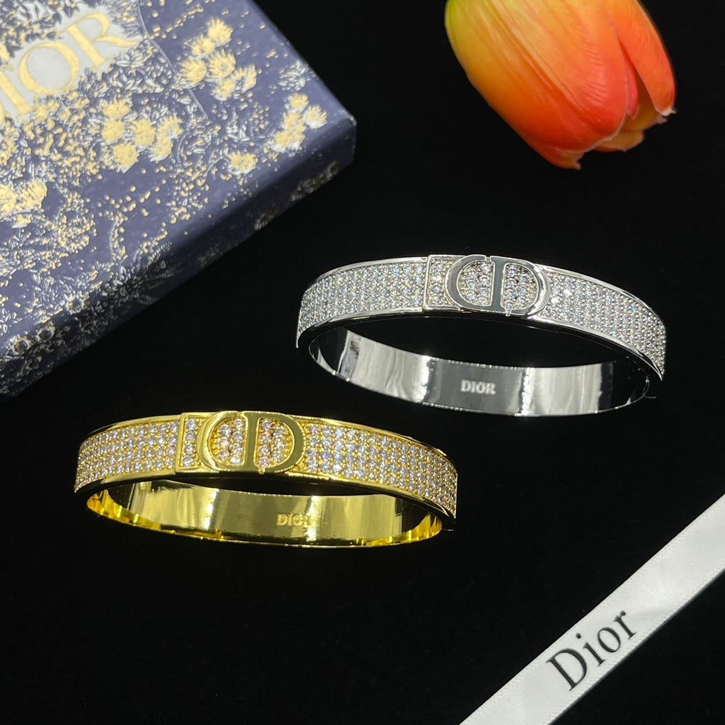 X1Z94D673K  Popular Bracelets