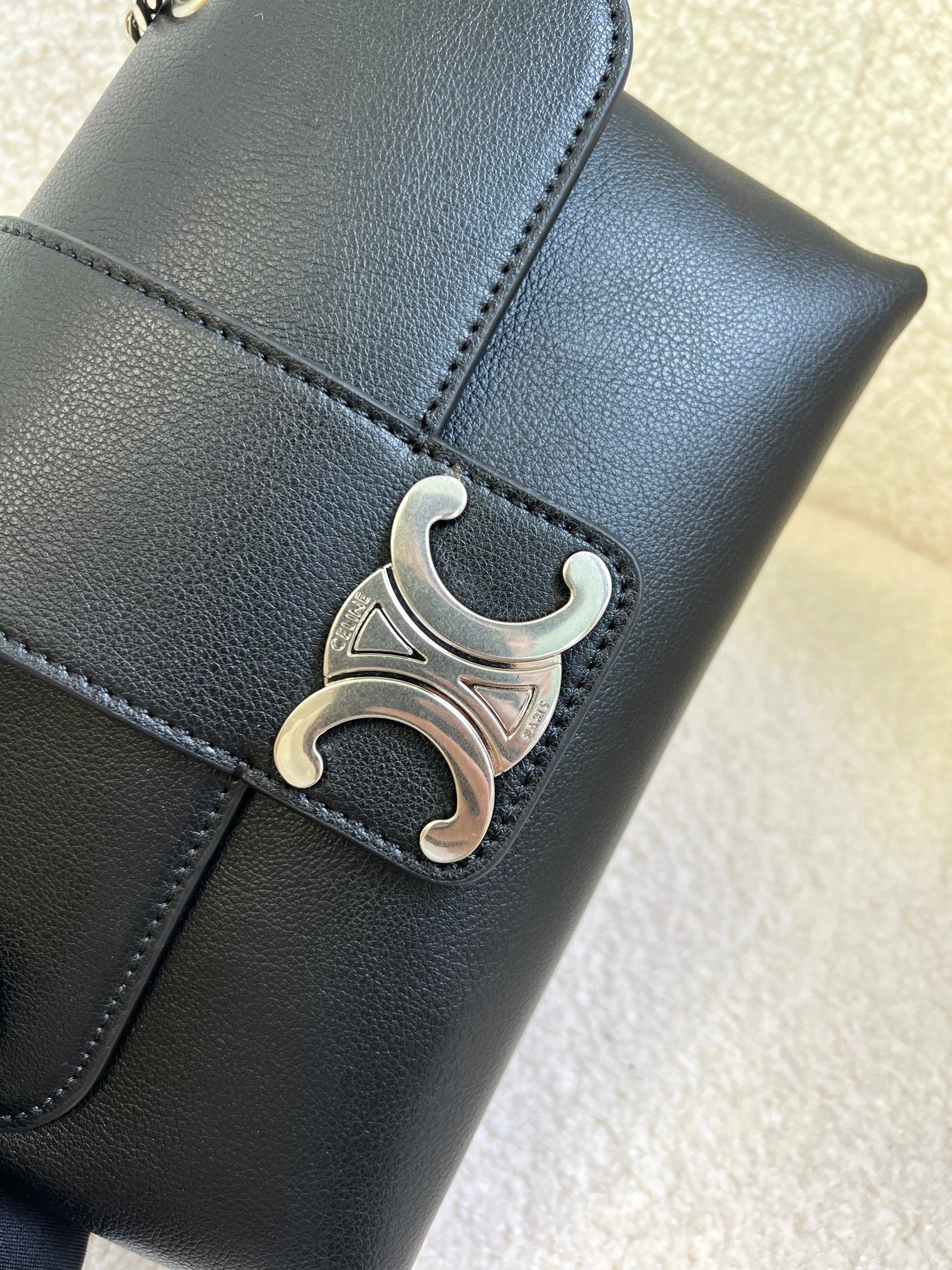 B1X44CL412 Popular   leather bag