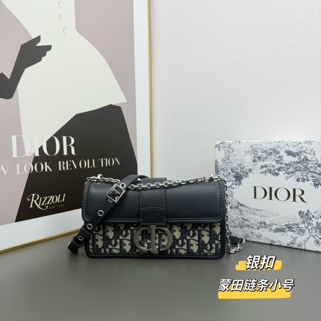 B1W25D81 Popular  leather bag