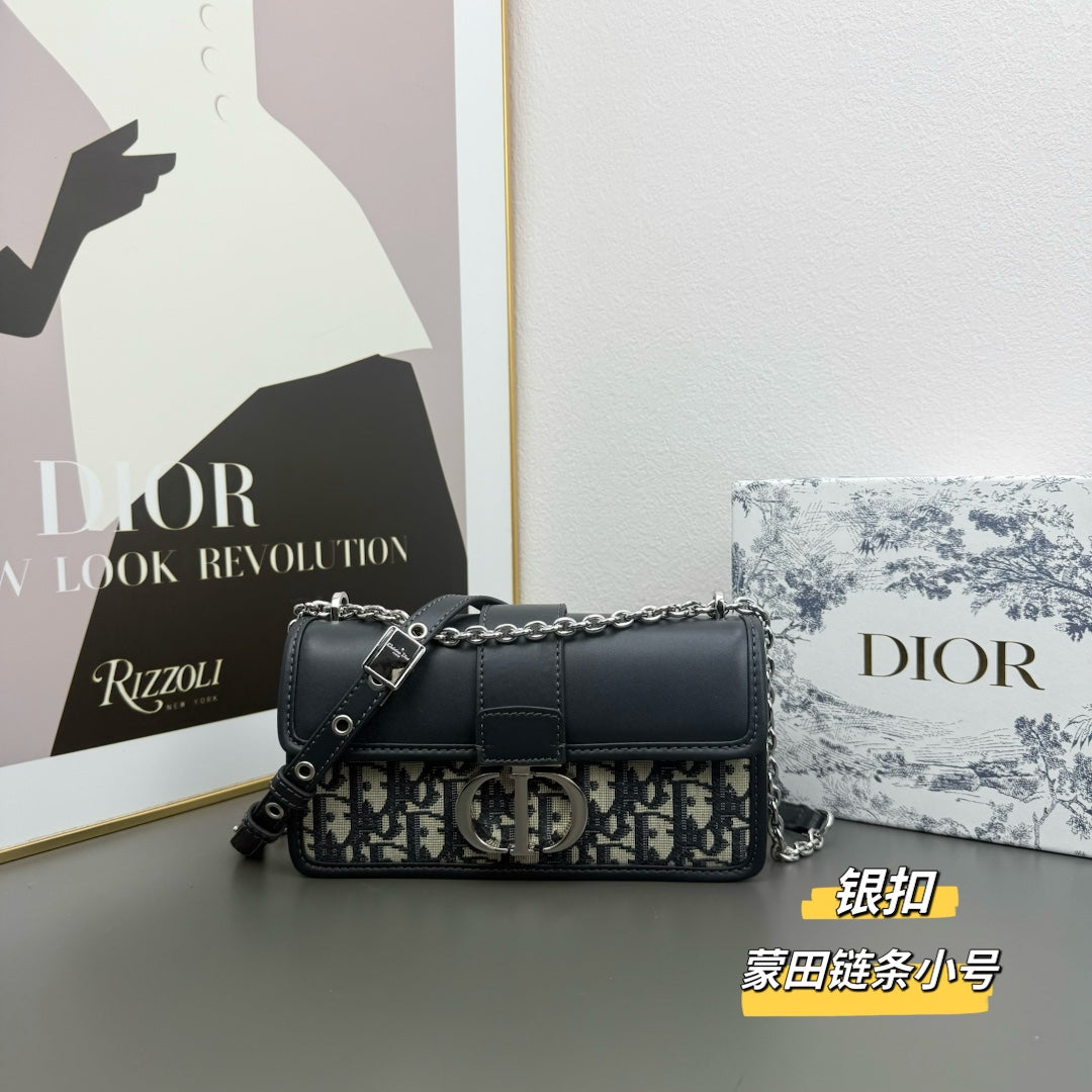 B1W25D81 Popular  leather bag
