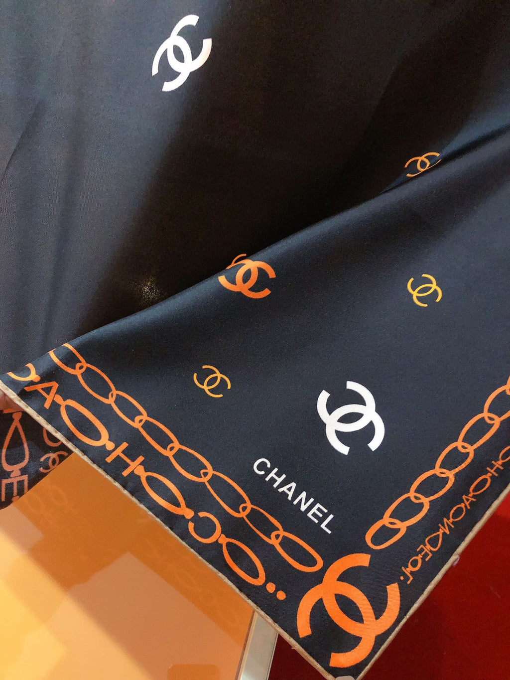 W1N46C13 Popular Silk Scarve