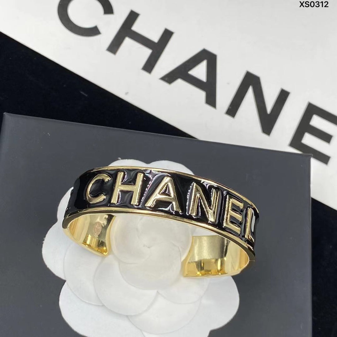 X1B62C189K  Popular Bracelets