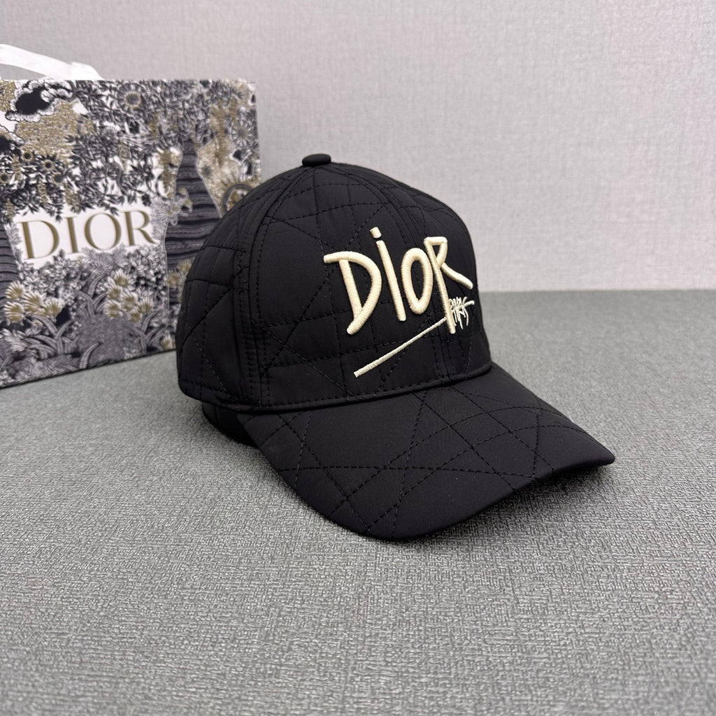 M1Q105D109 Popular hats