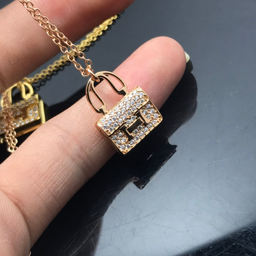 X1Q85H319X Popular Necklaces