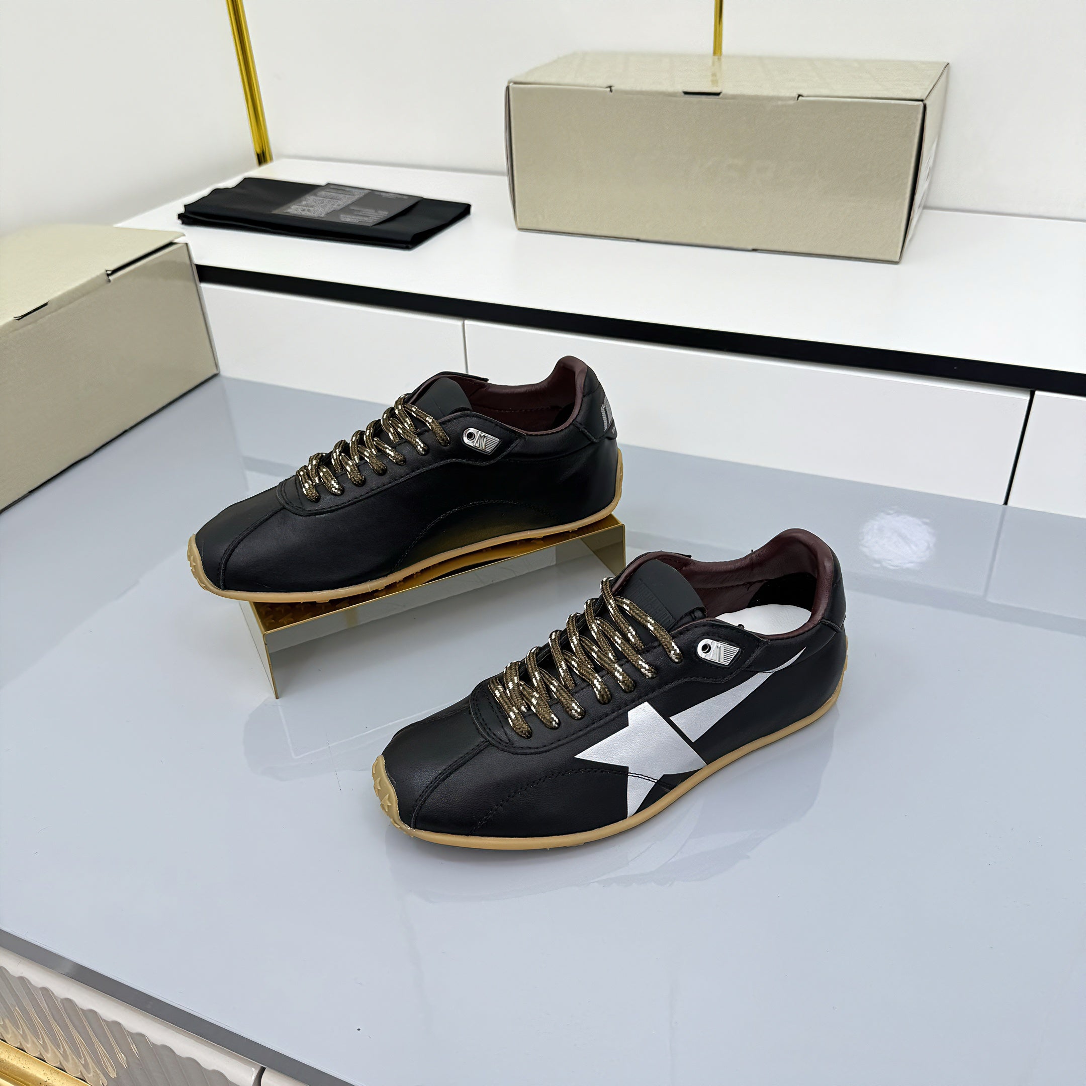 Z2Q105GE387 Popular high-quality Shoes