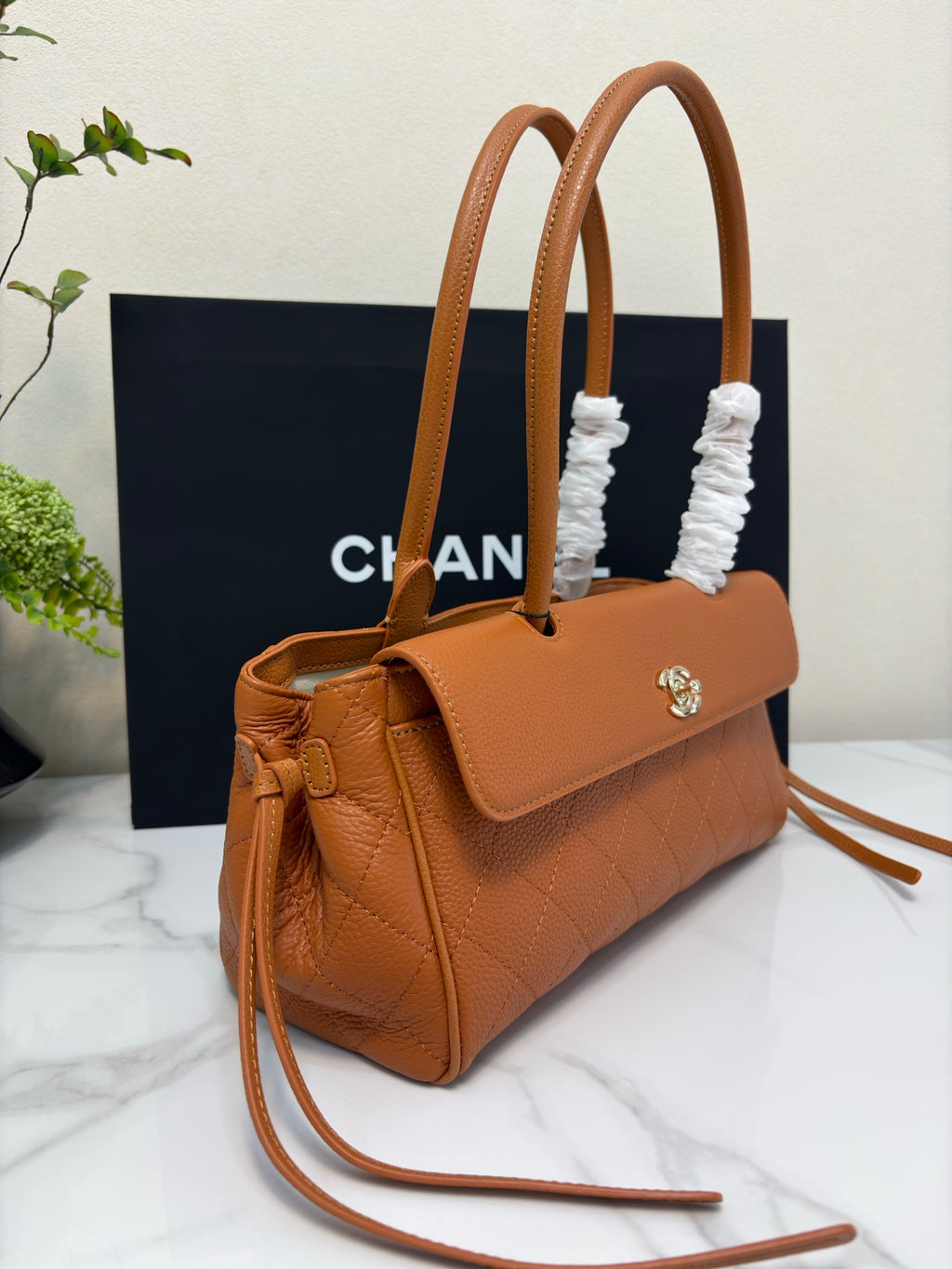 B1P36C79 Popular leather bag