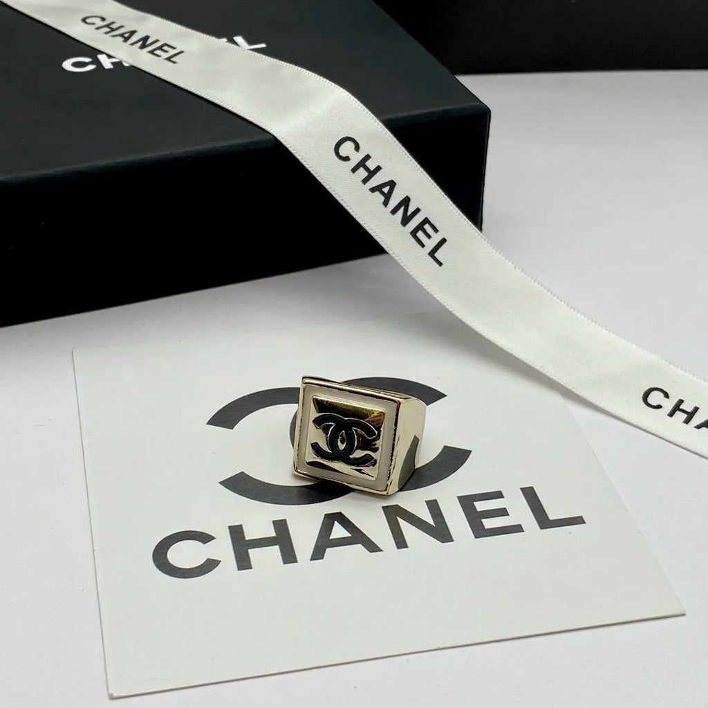 X1Z64C580J   Popular   Rings  and high quality Earrings