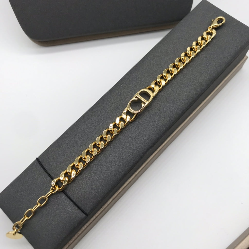 X142D14X  Popular Bracelets. Necklaces