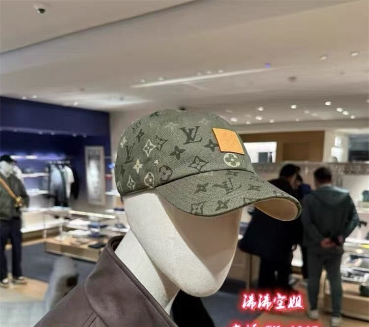 M1X36E20 Popular hats